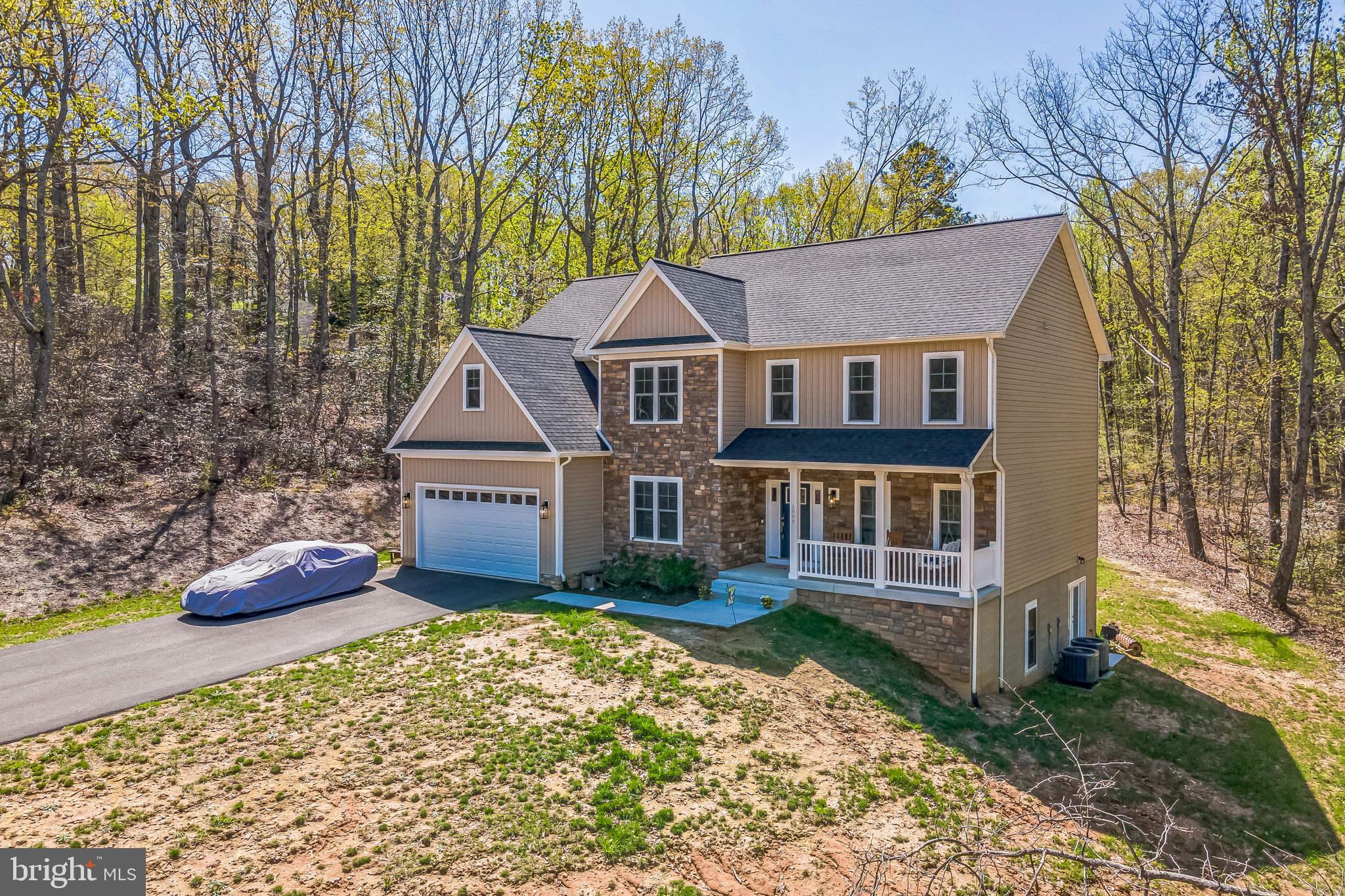 ARTILLERY RIDGE - Residential