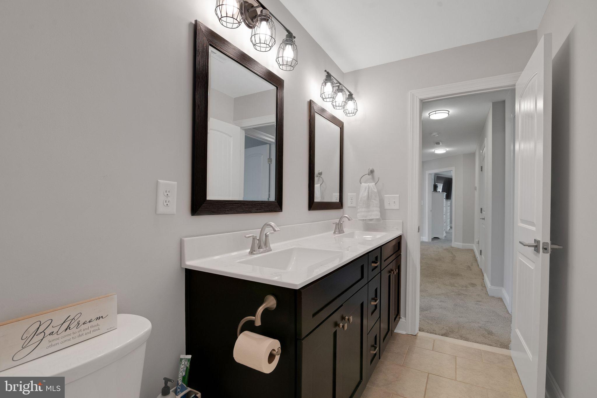 ARTILLERY RIDGE - Residential