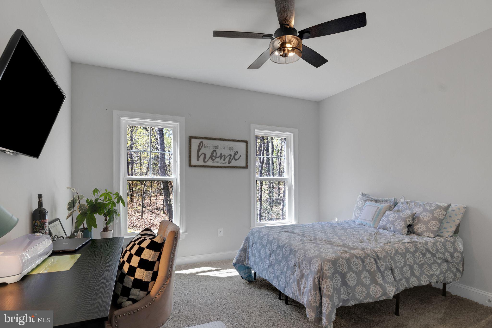 ARTILLERY RIDGE - Residential