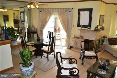 HILLWOOD - Residential Lease