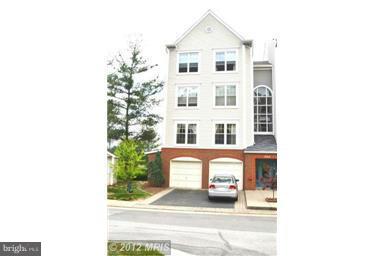 HILLWOOD - Residential Lease