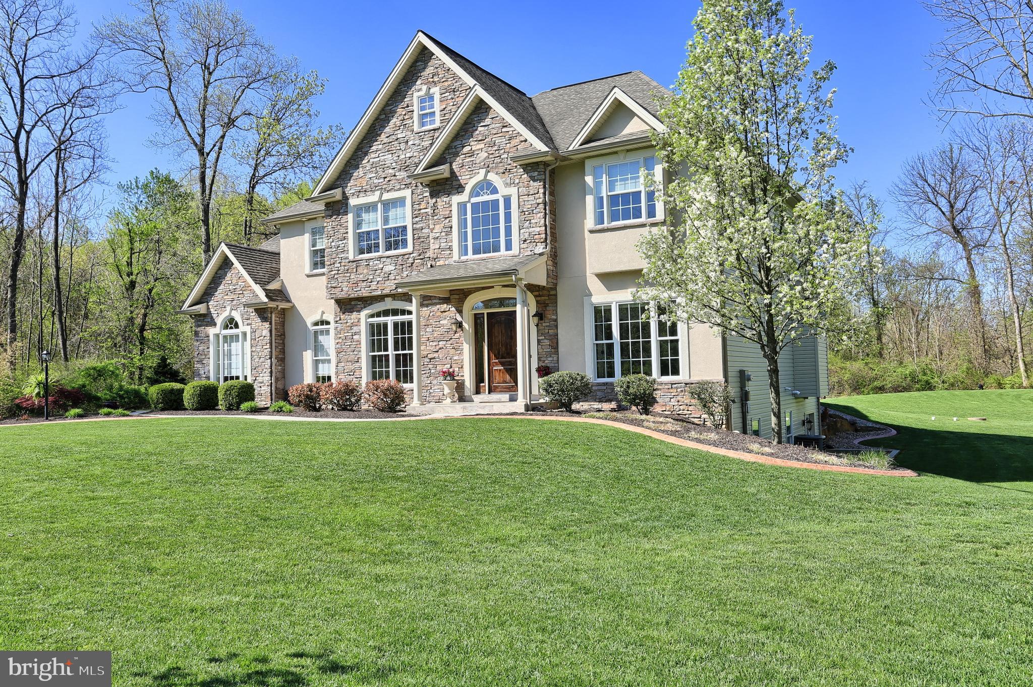FOX HILL ESTATES - Residential