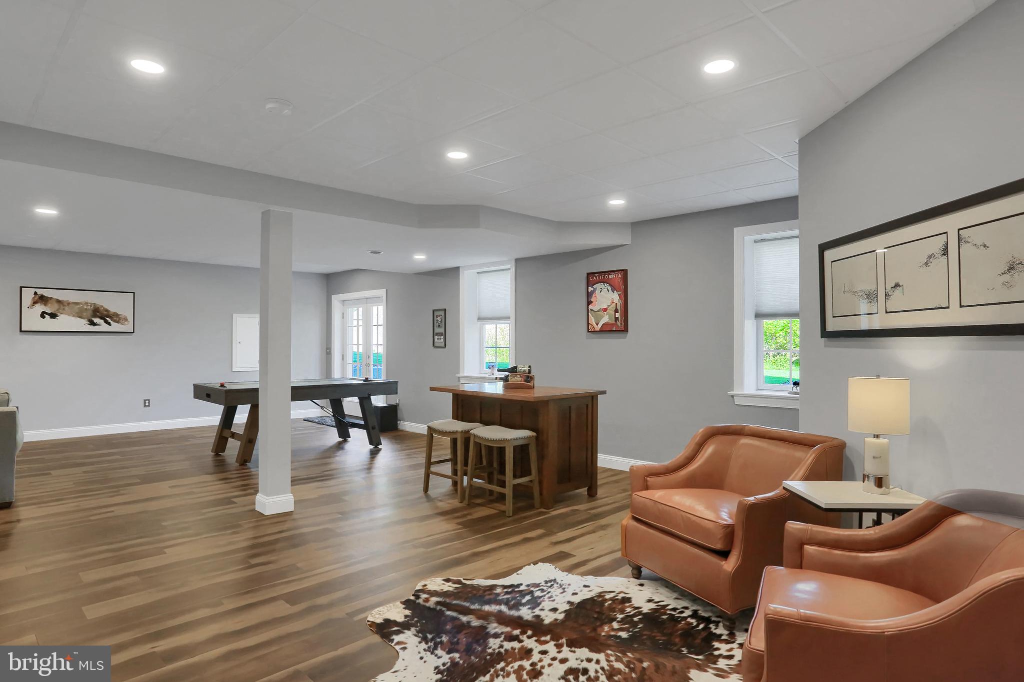 FOX HILL ESTATES - Residential