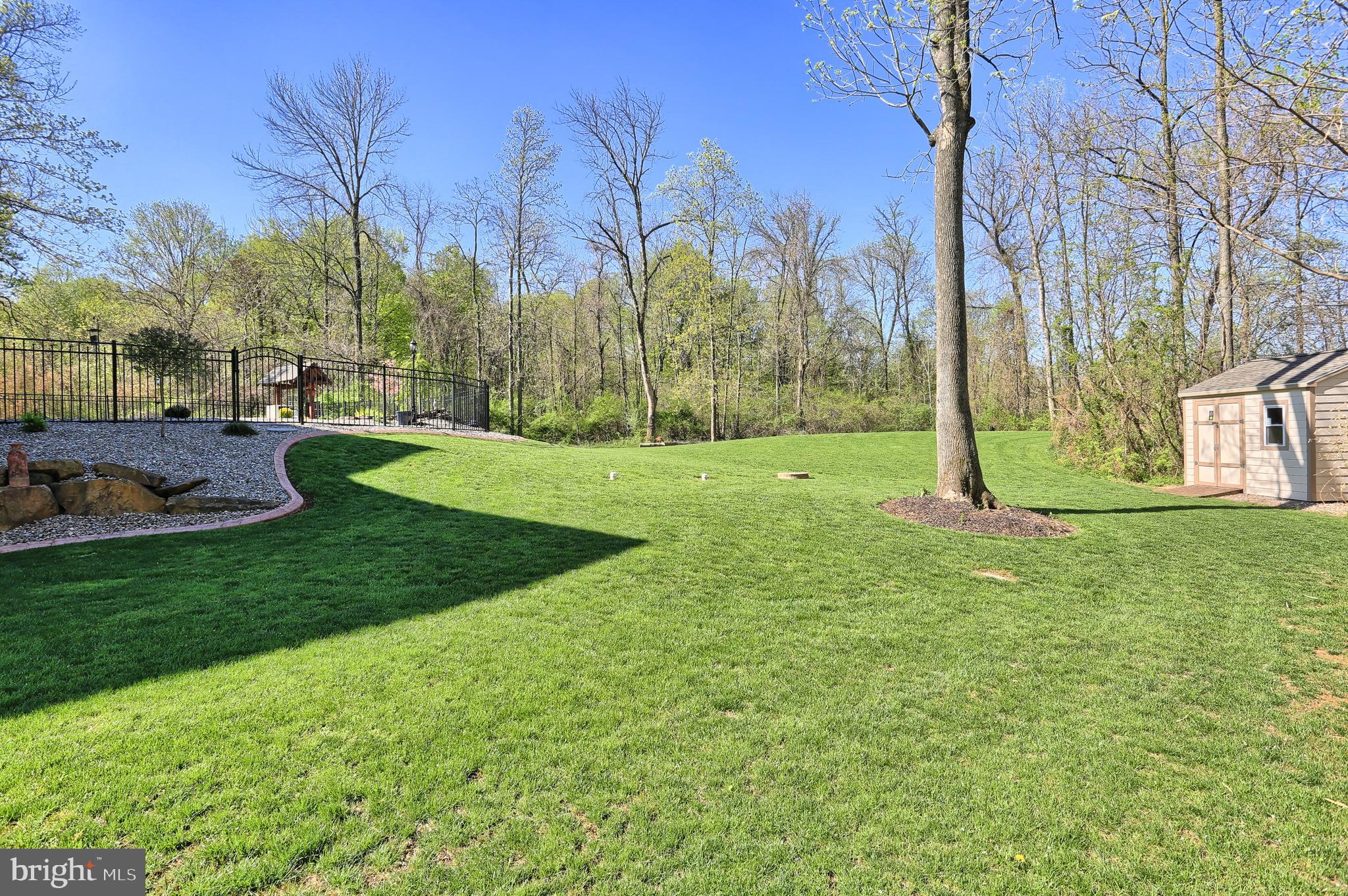 FOX HILL ESTATES - Residential