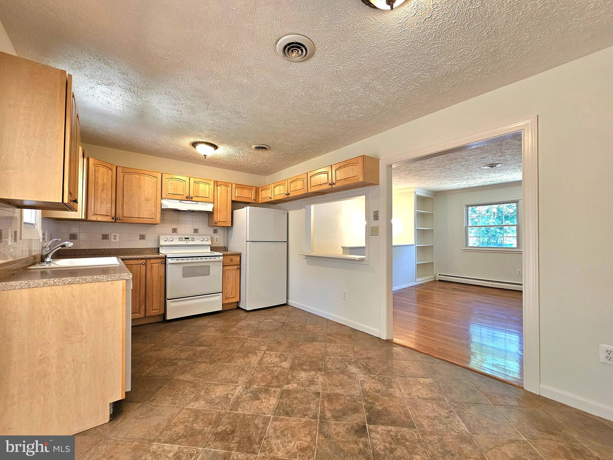 DALE CITY - Residential Lease