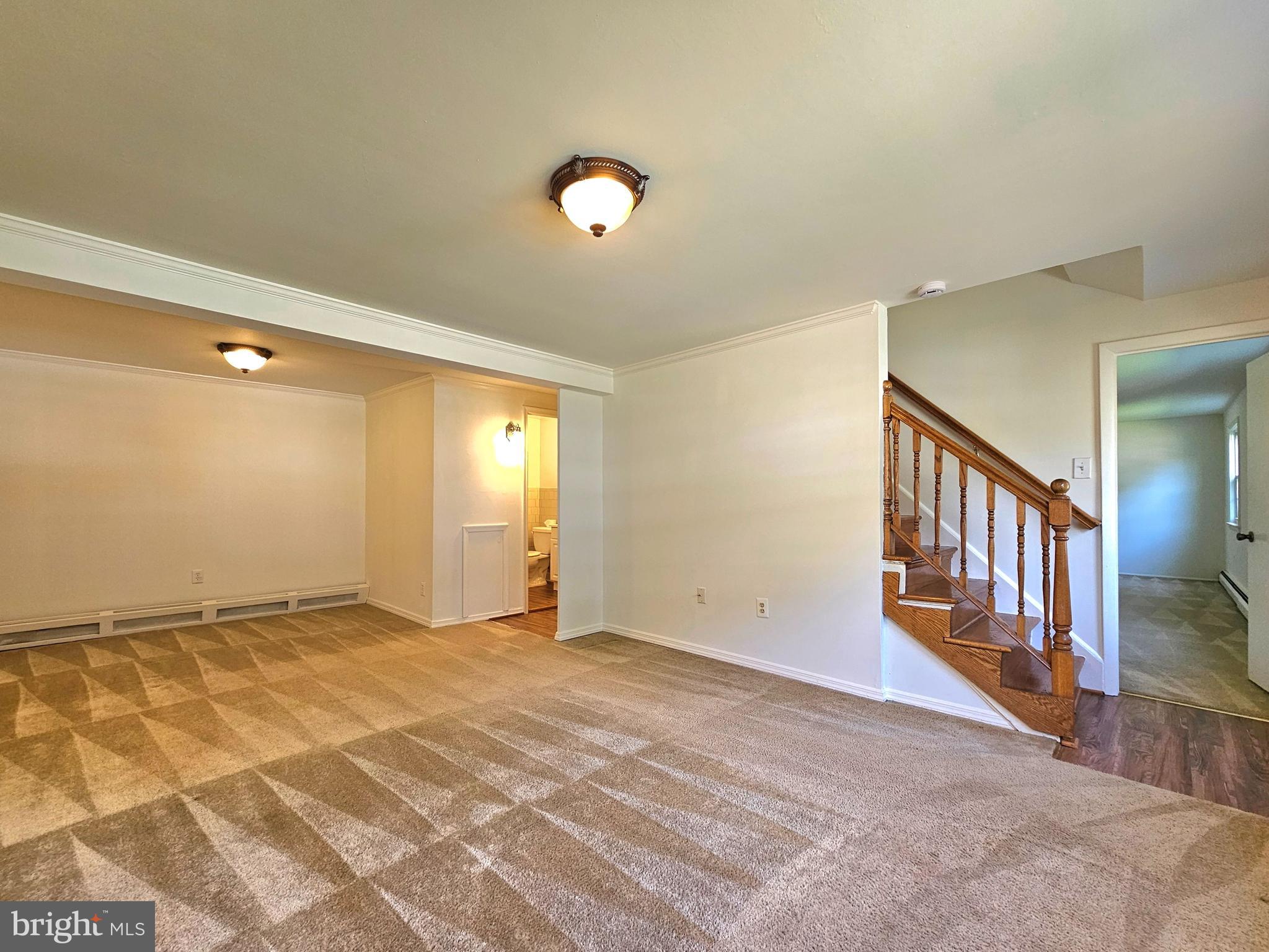 DALE CITY - Residential Lease