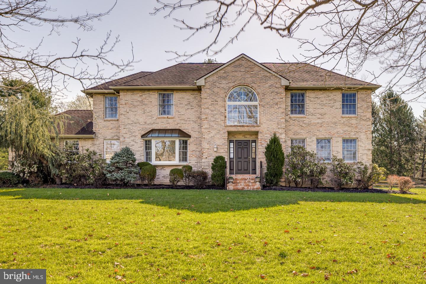 4 MEADOWVIEW DRIVE