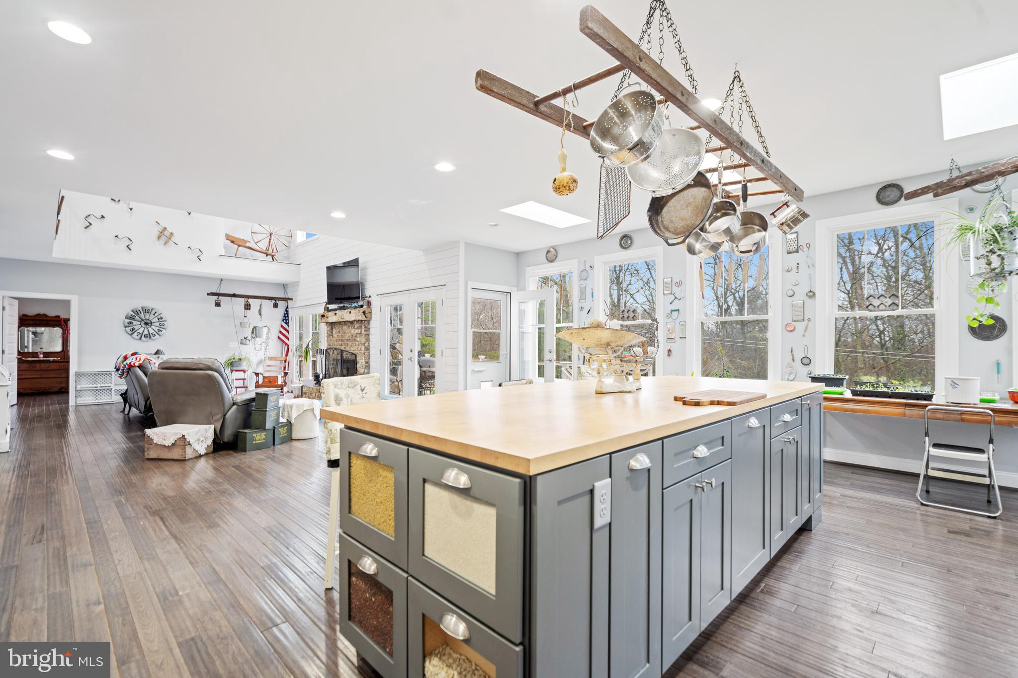 FOREST HAVEN - Residential