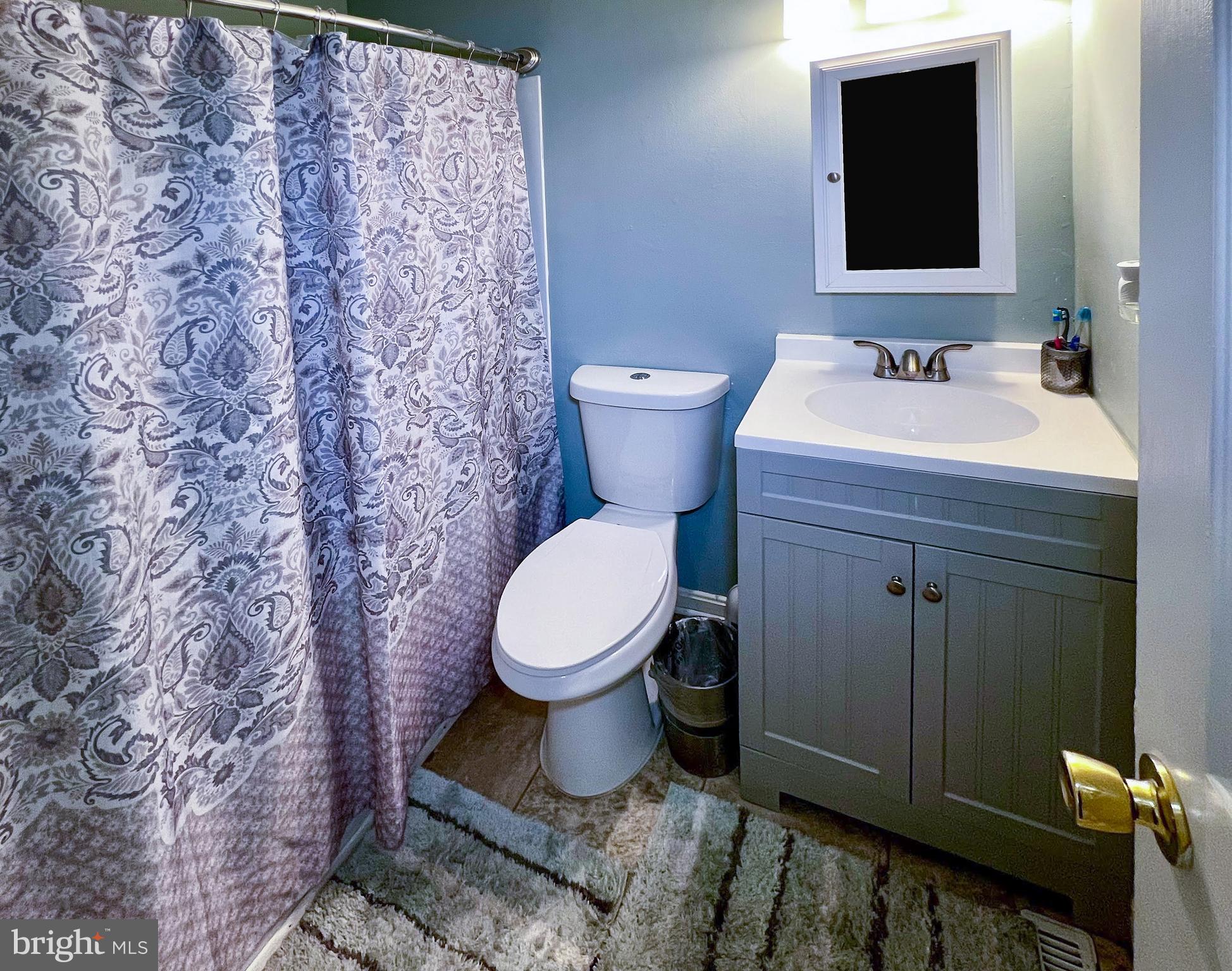 RYON WOODS SUB - Residential