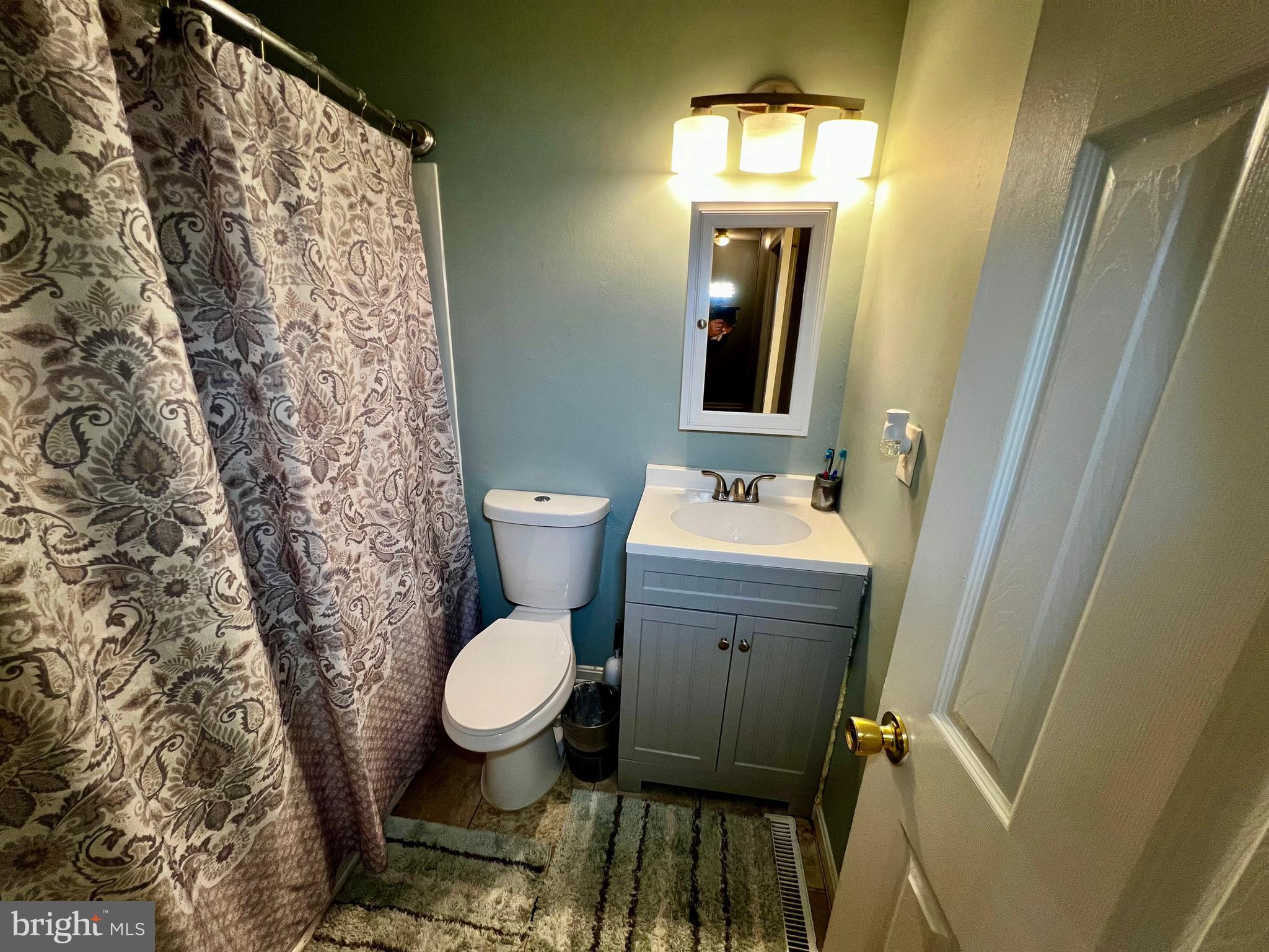 RYON WOODS SUB - Residential