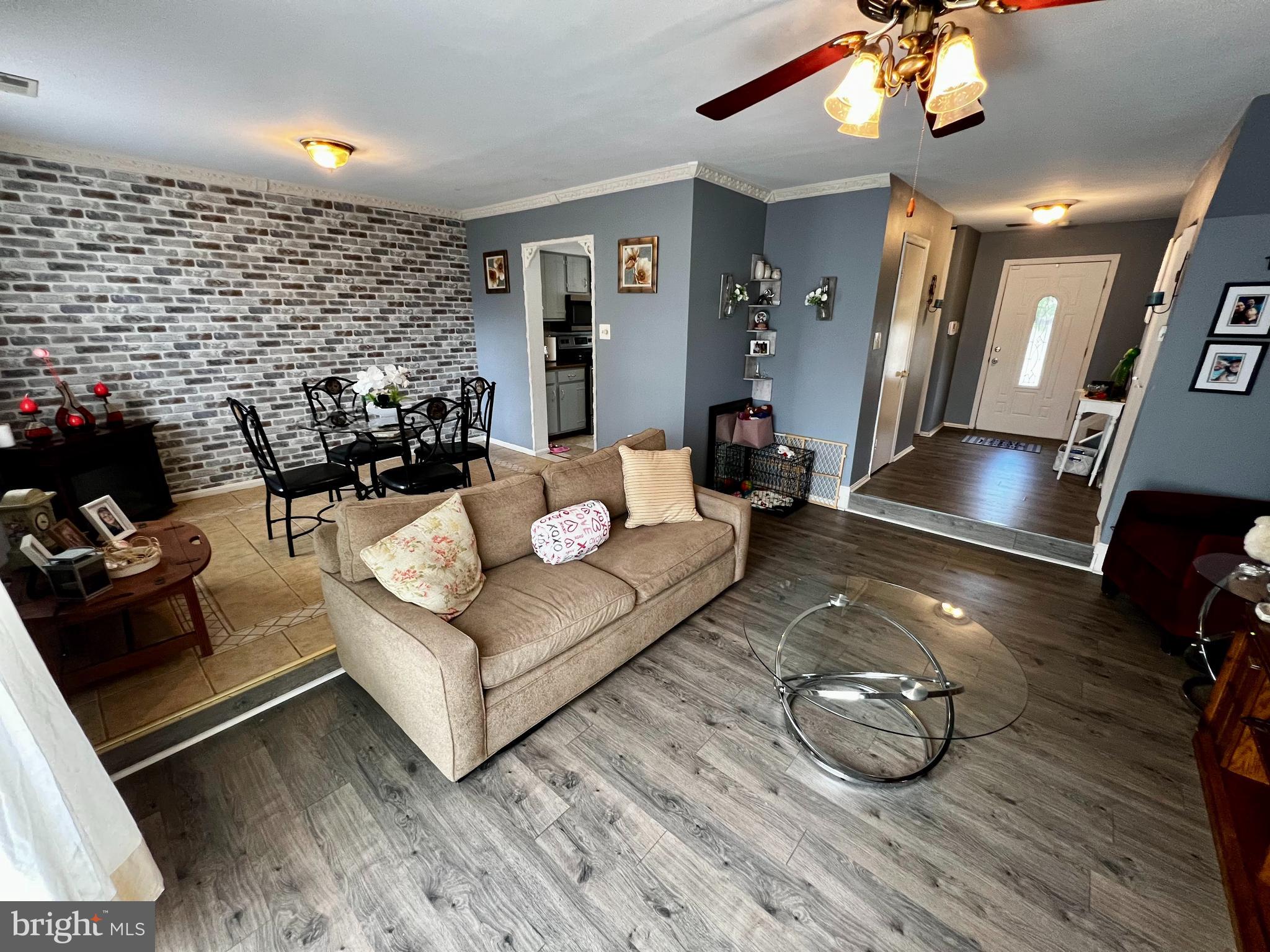 RYON WOODS SUB - Residential