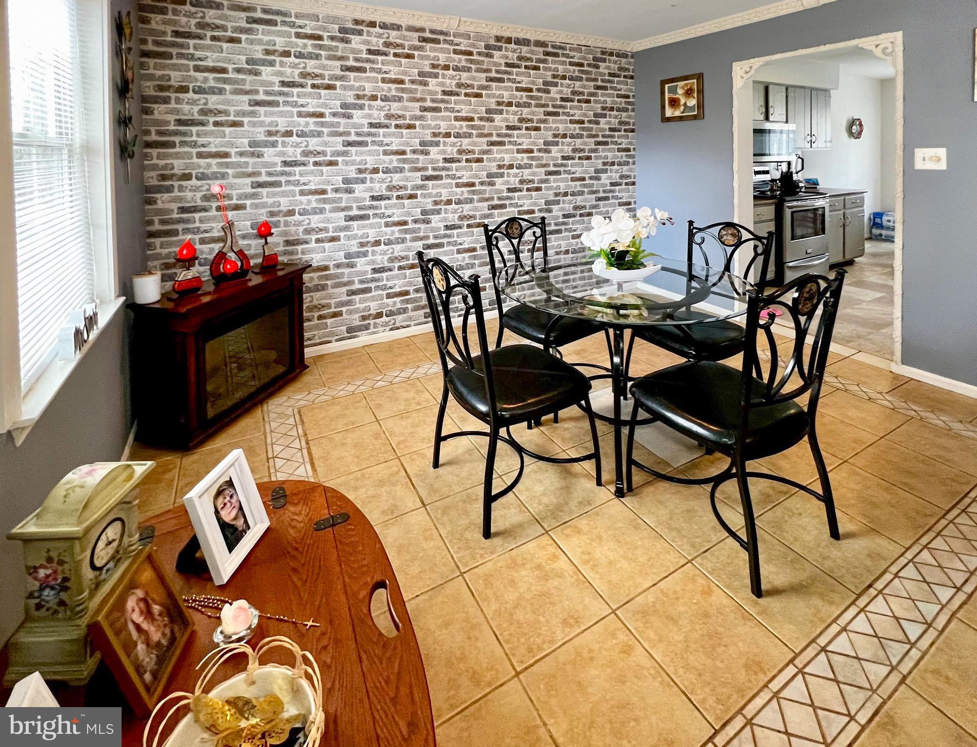 RYON WOODS SUB - Residential