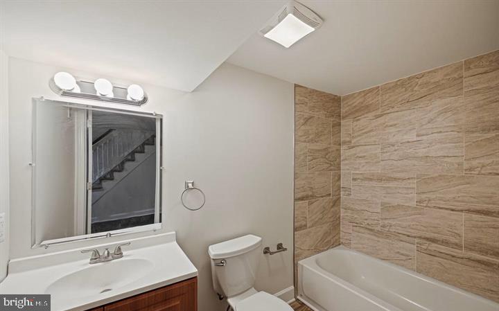 FRANKFORD - Residential