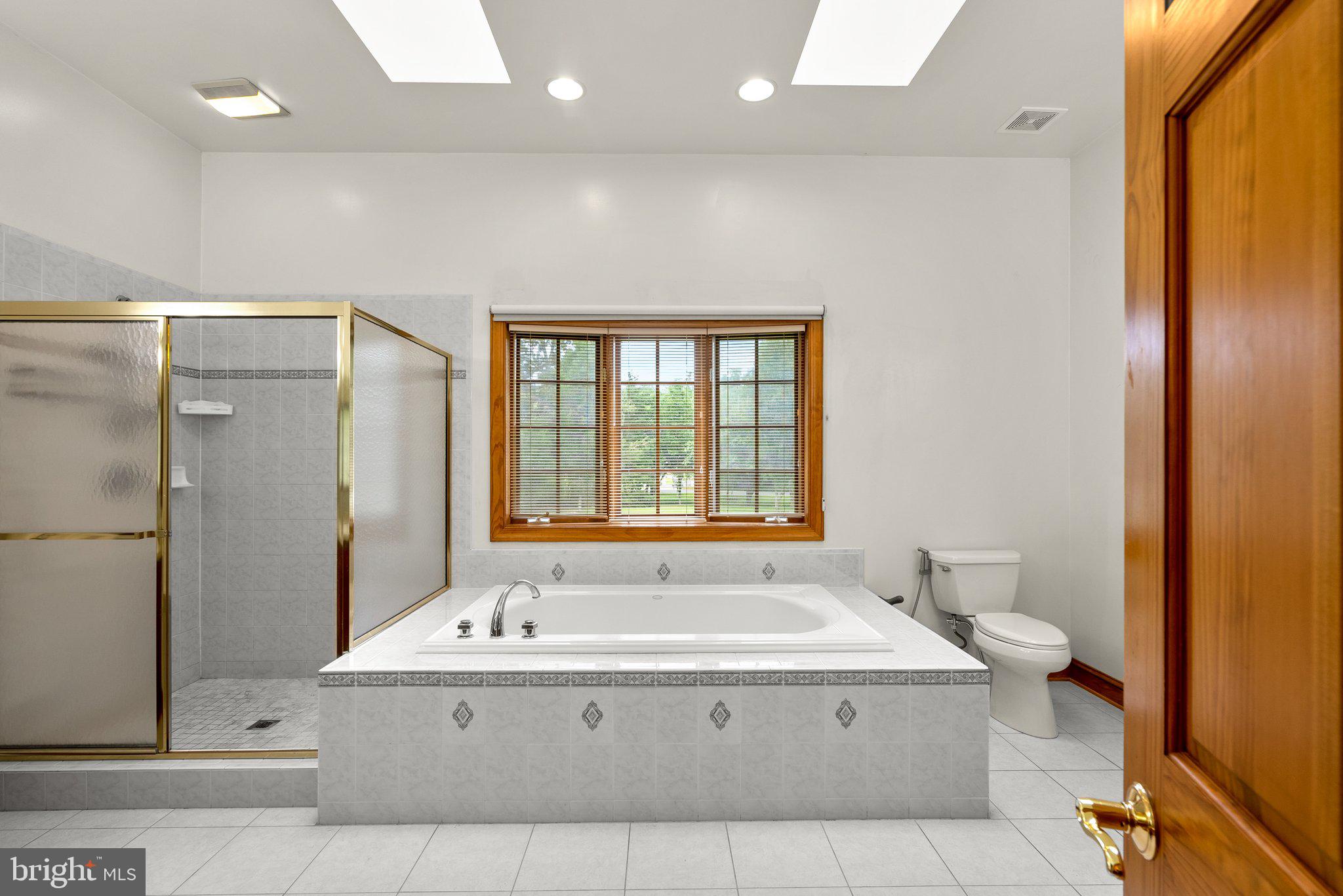 APPLE GROVE ESTATES - Residential