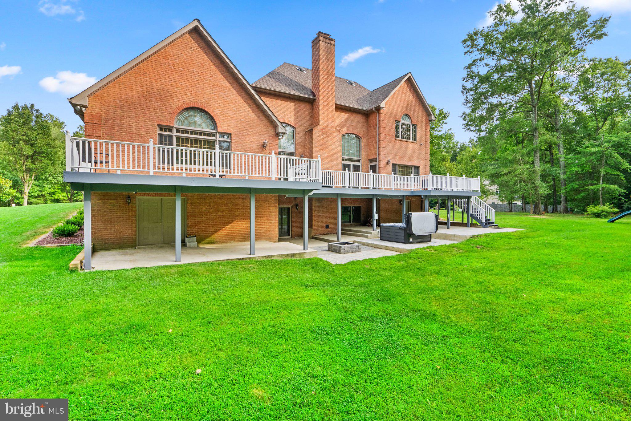 APPLE GROVE ESTATES - Residential