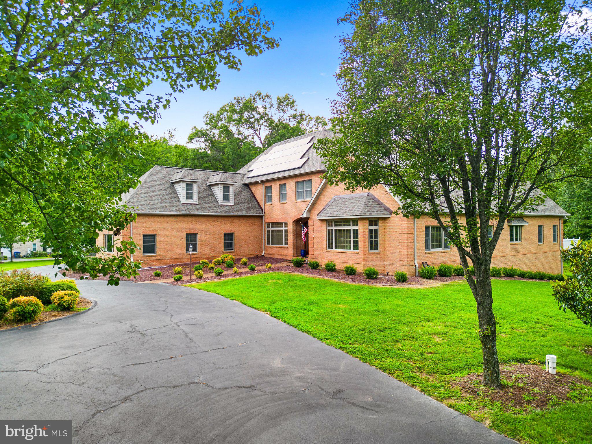 APPLE GROVE ESTATES - Residential