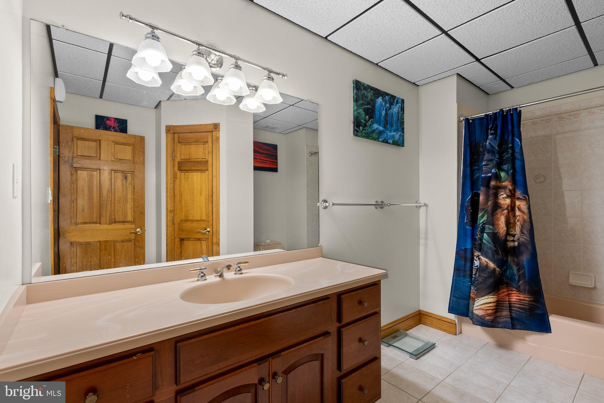 APPLE GROVE ESTATES - Residential