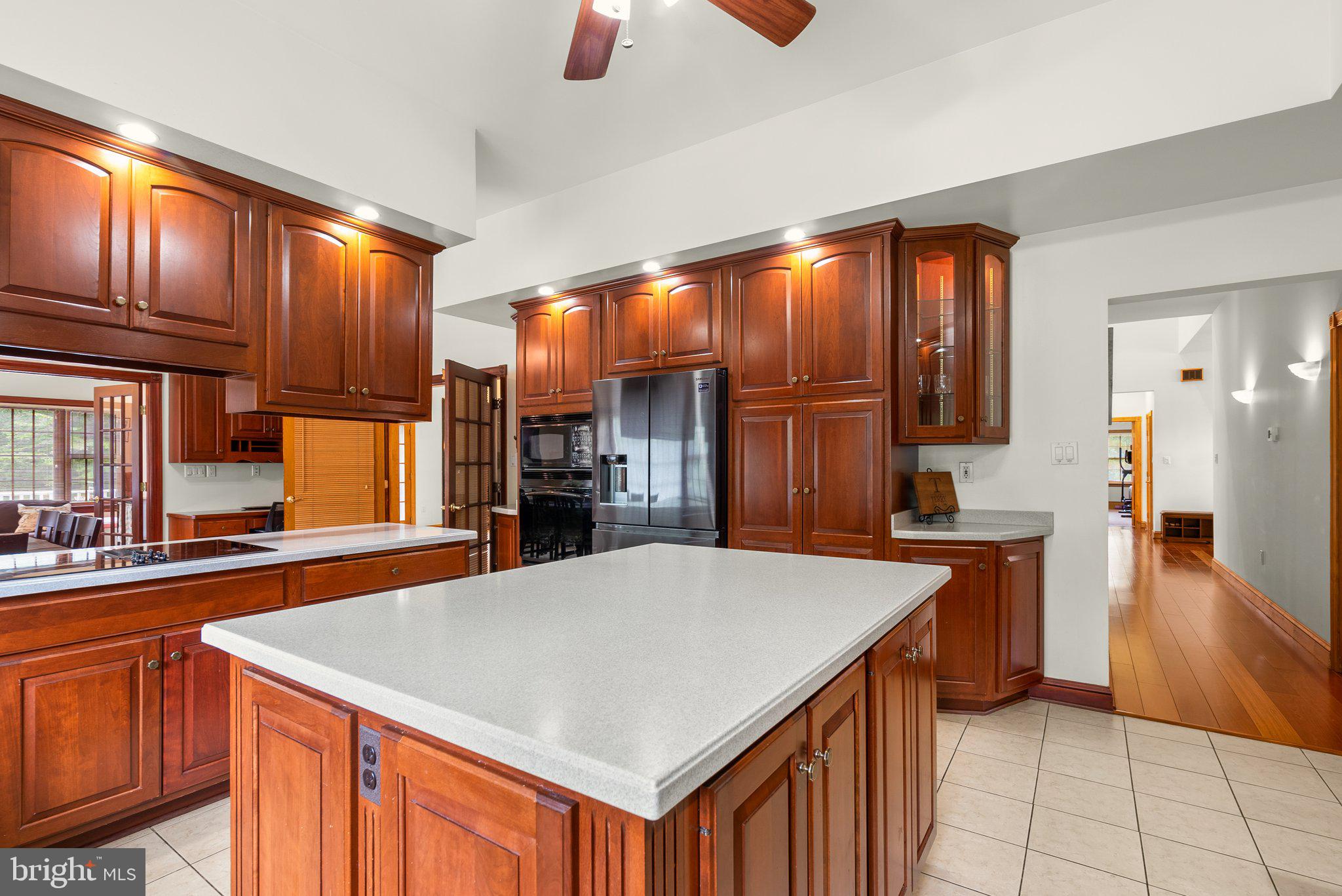 APPLE GROVE ESTATES - Residential