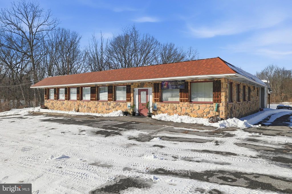 Photo of 361 Interchange Road, KRESGEVILLE, PA 18333 (MLS # PAMR2006080)