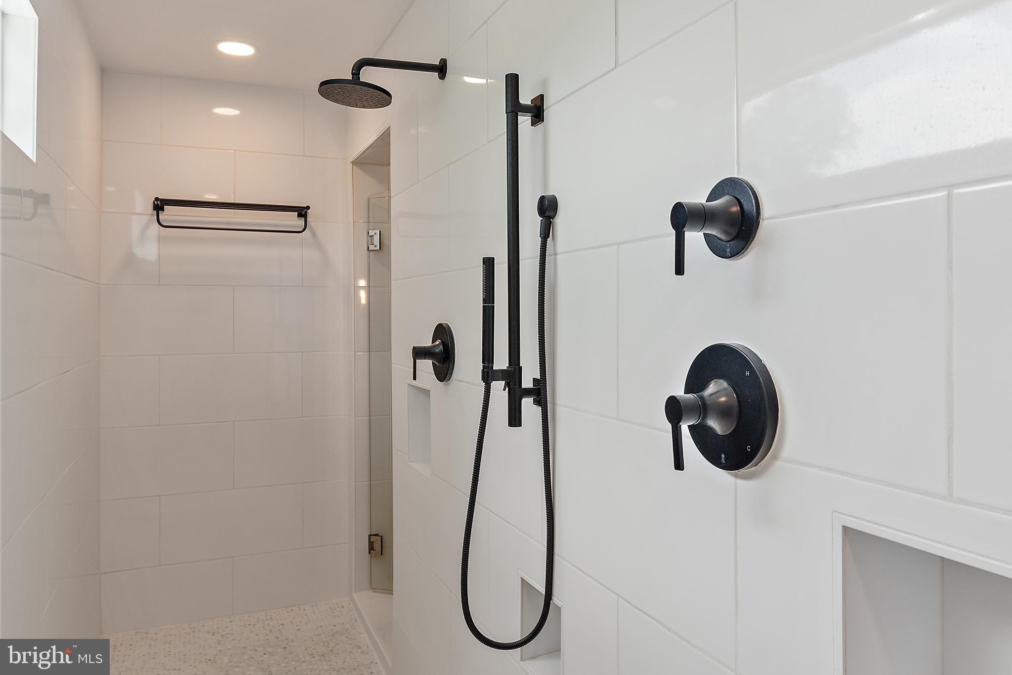 CHALK POINT - Residential