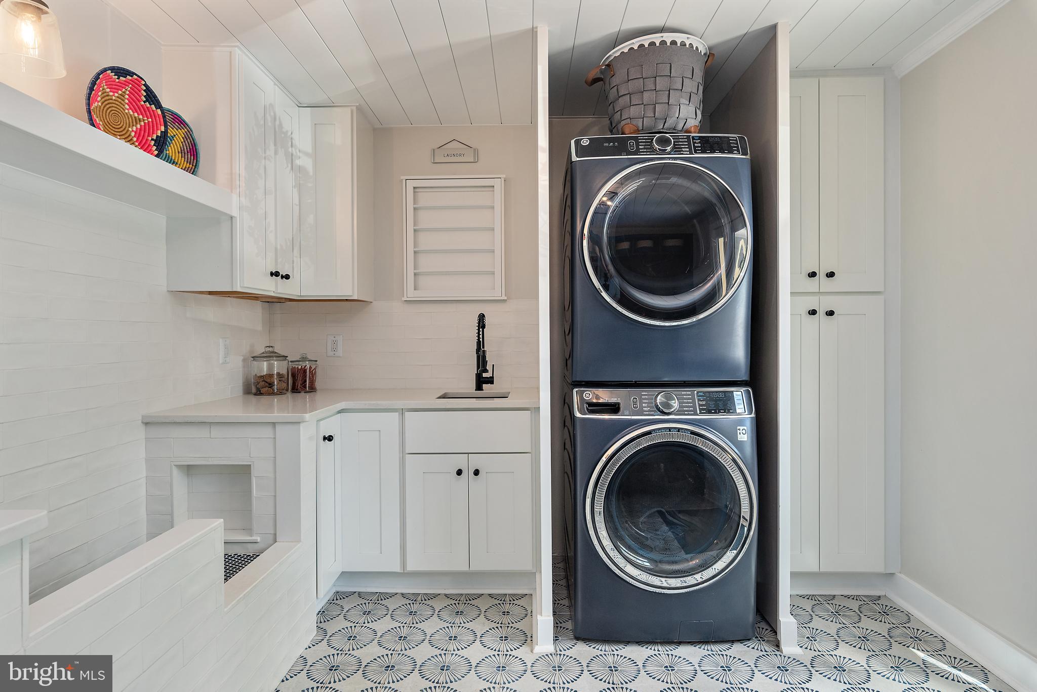 CHALK POINT - Residential