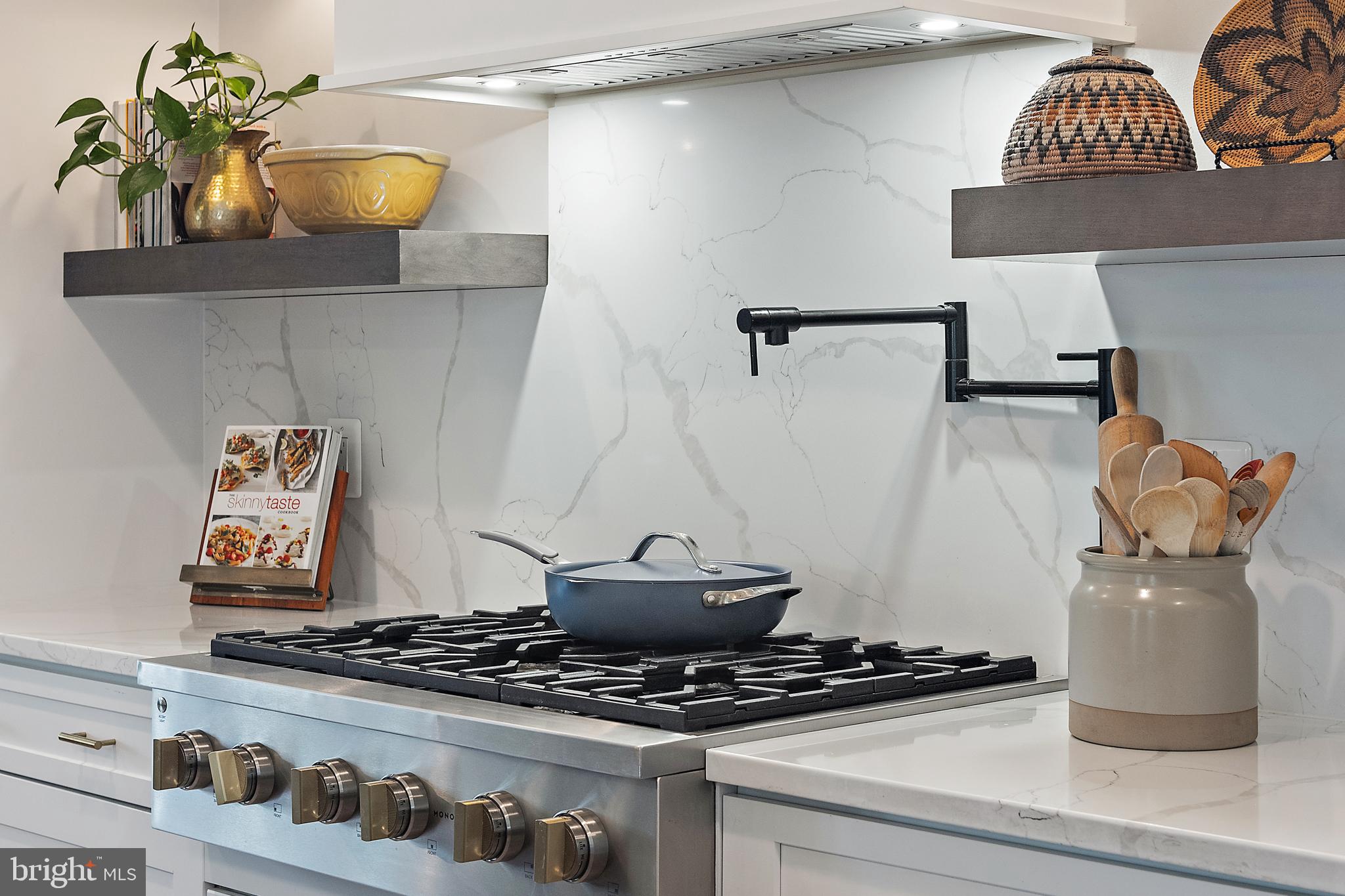 CHALK POINT - Residential