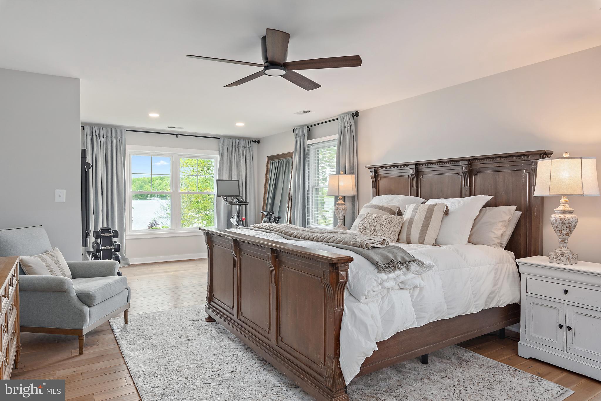 CHALK POINT - Residential