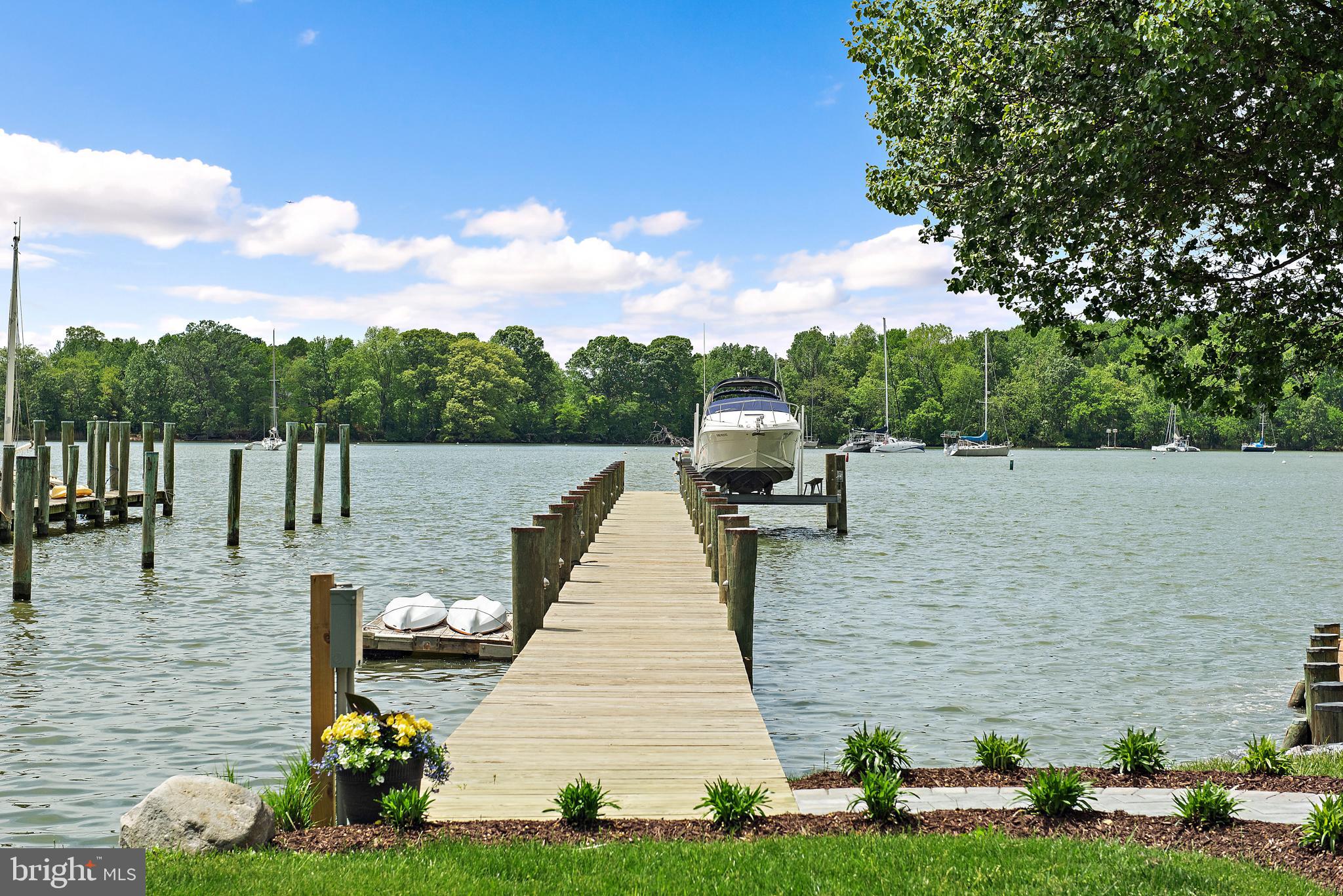 CHALK POINT - Residential