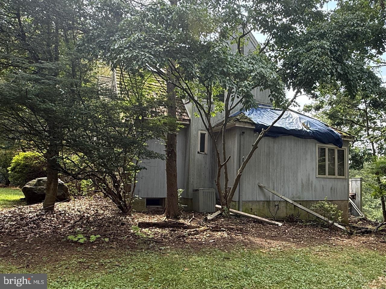 1271 FARM ROAD