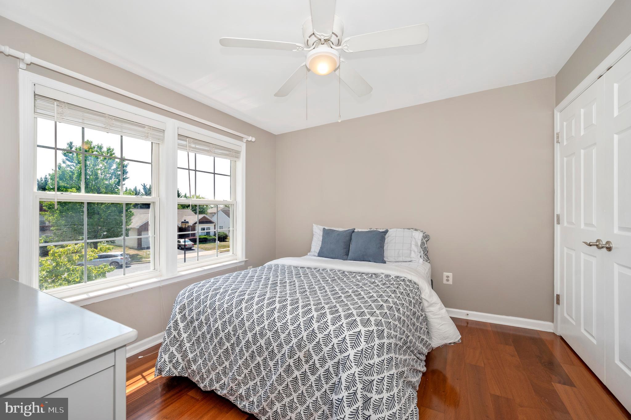 RIVER CREST - Residential