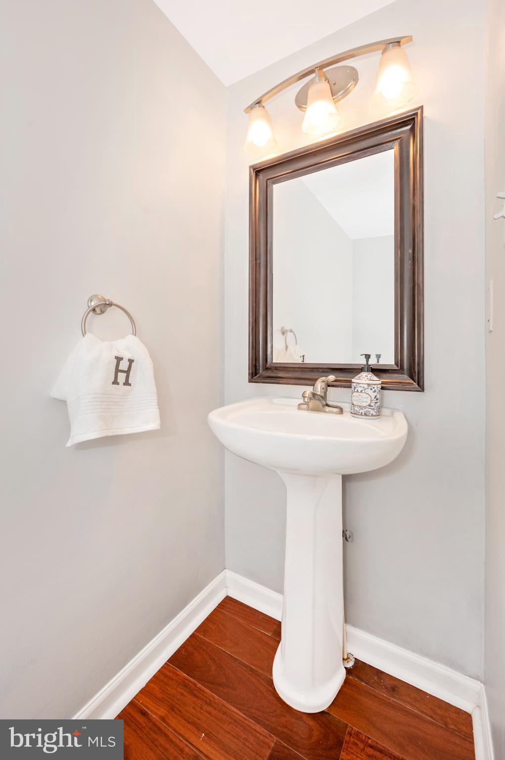 RIVER CREST - Residential