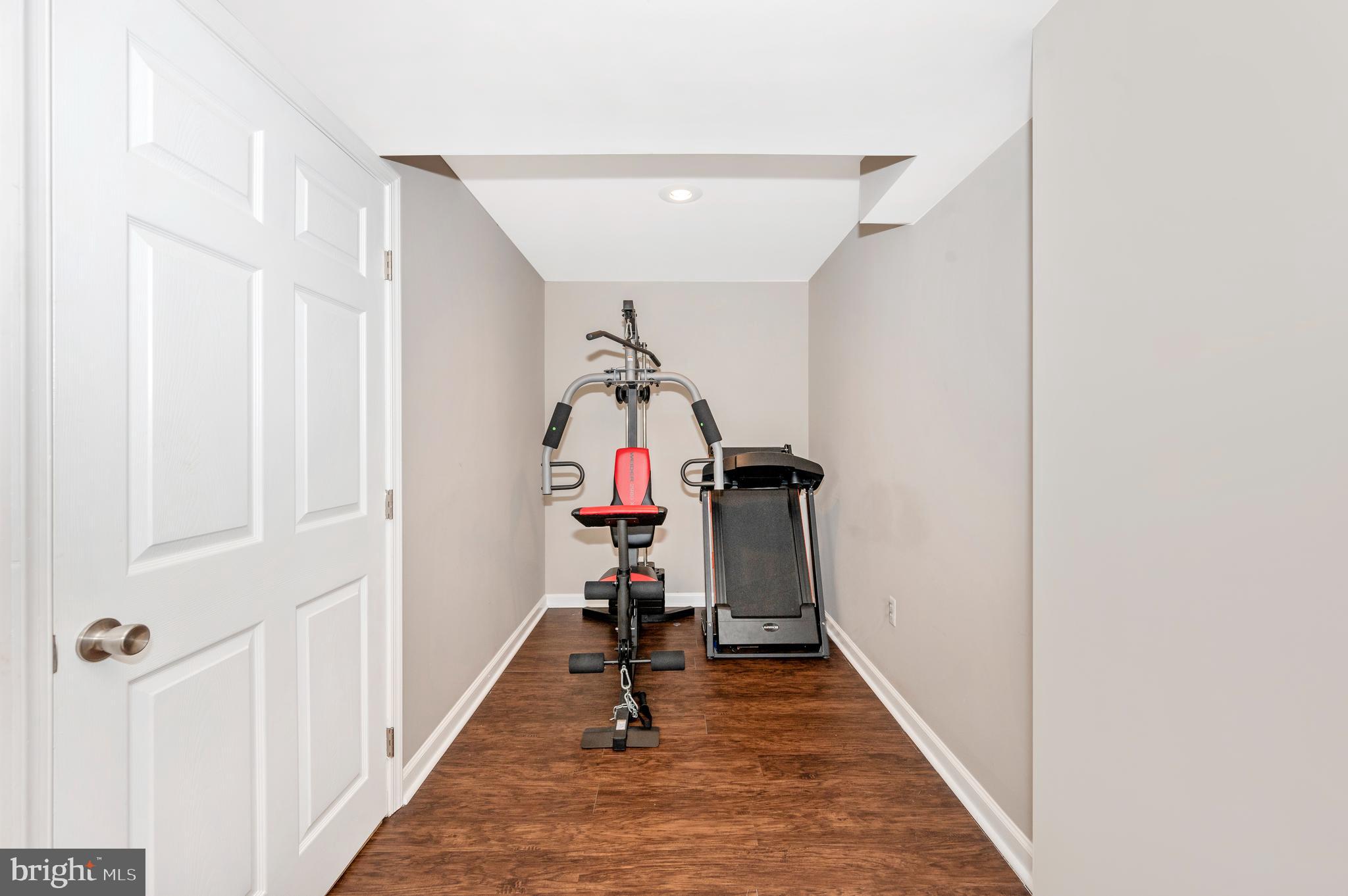 RIVER CREST - Residential