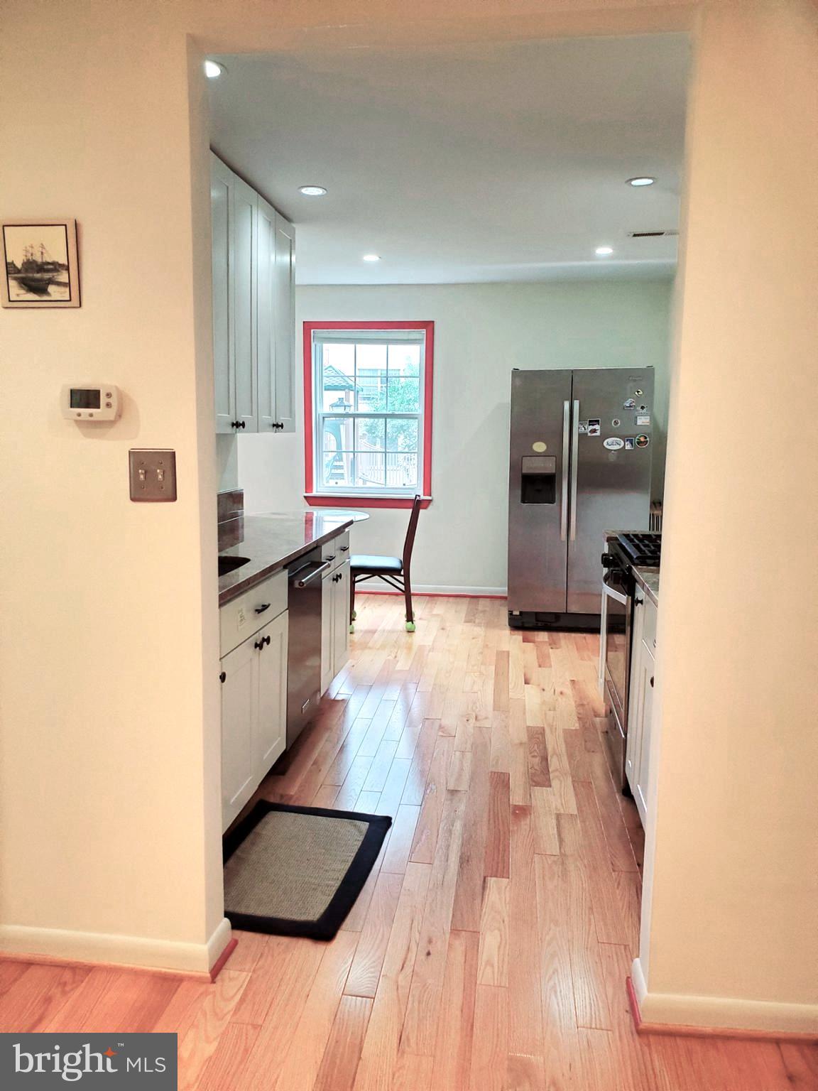 PLYMOUTH GARDENS - Residential Lease