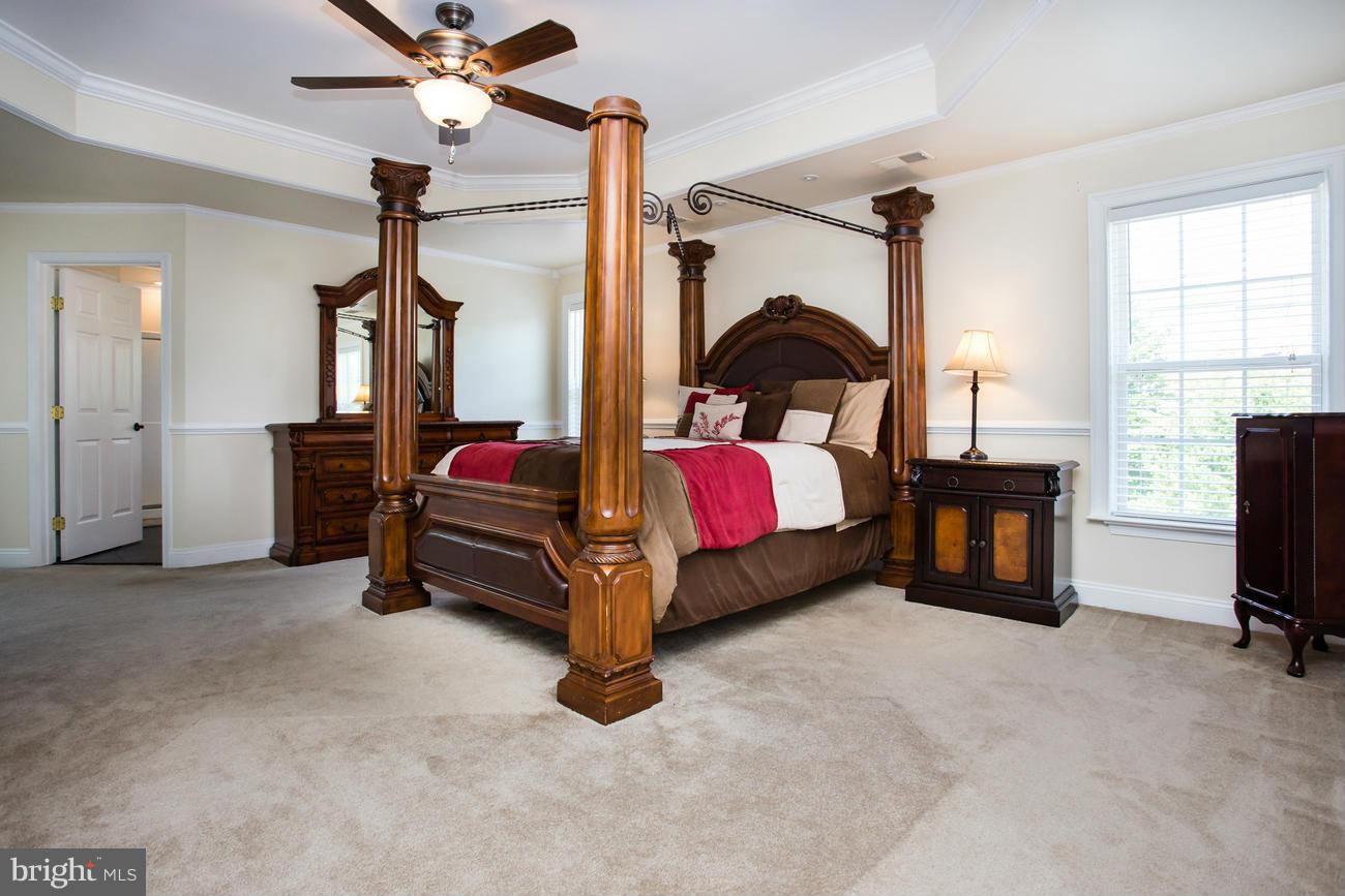 STOWE OF AMYCLAE - Residential Lease