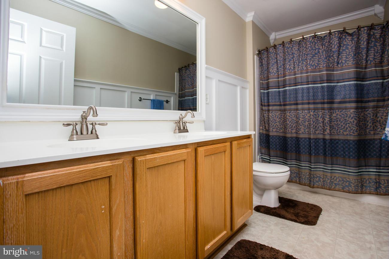 STOWE OF AMYCLAE - Residential Lease