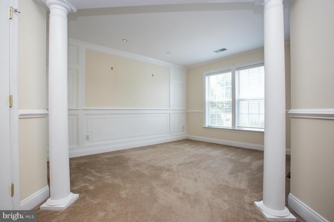 STOWE OF AMYCLAE - Residential Lease