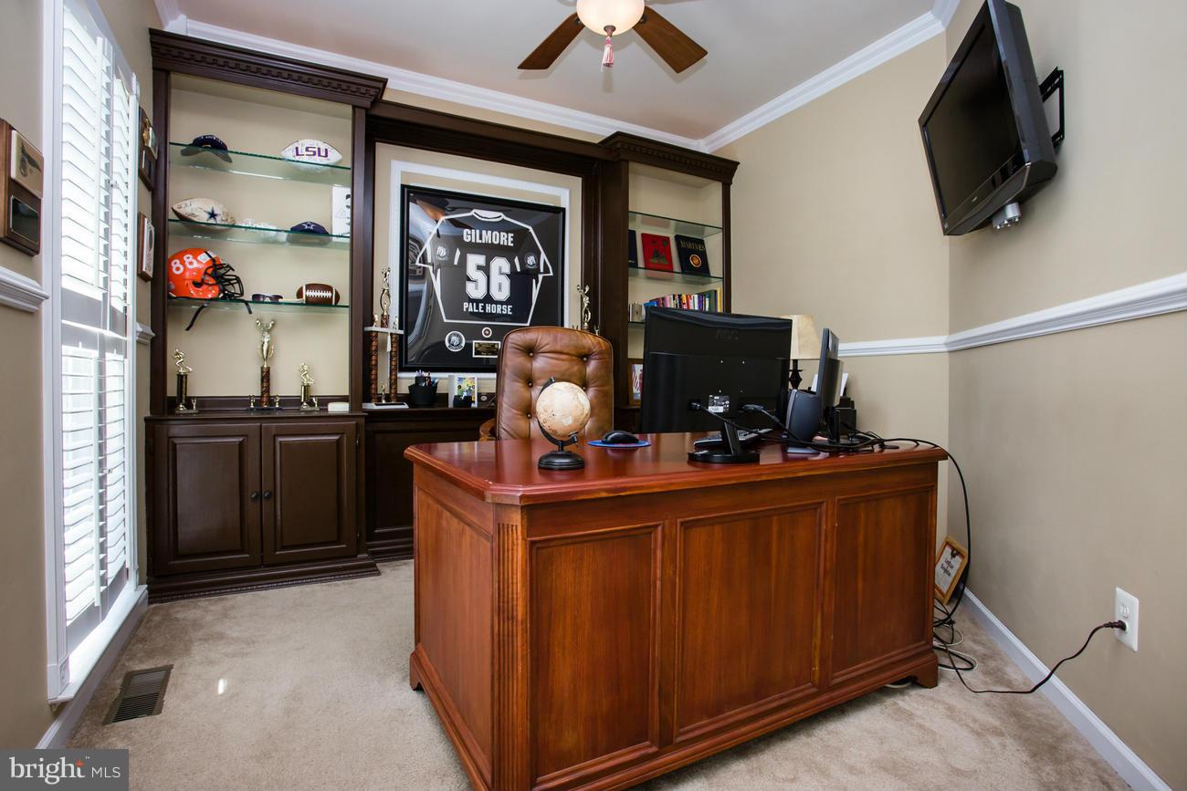 STOWE OF AMYCLAE - Residential Lease