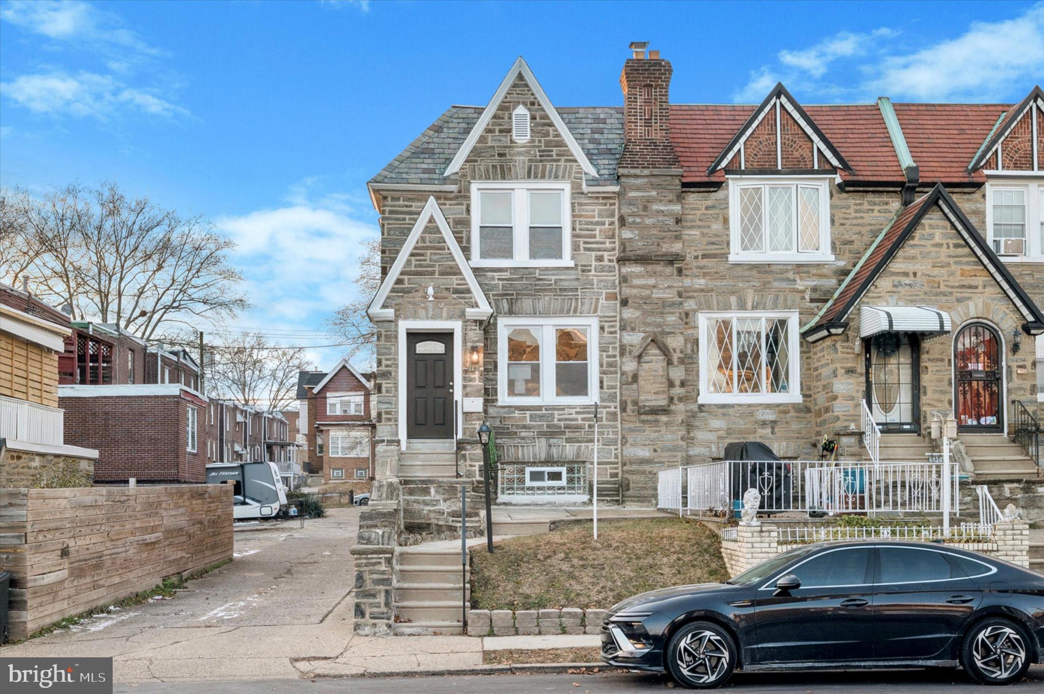 WEST OAK LANE - Residential