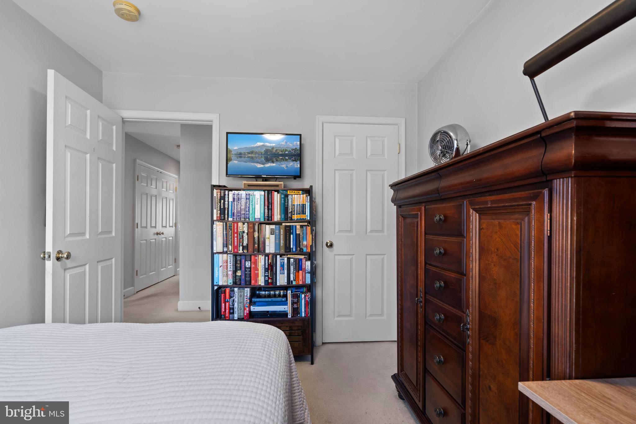 PAVILIONS AT HUNTINGTON - Residential