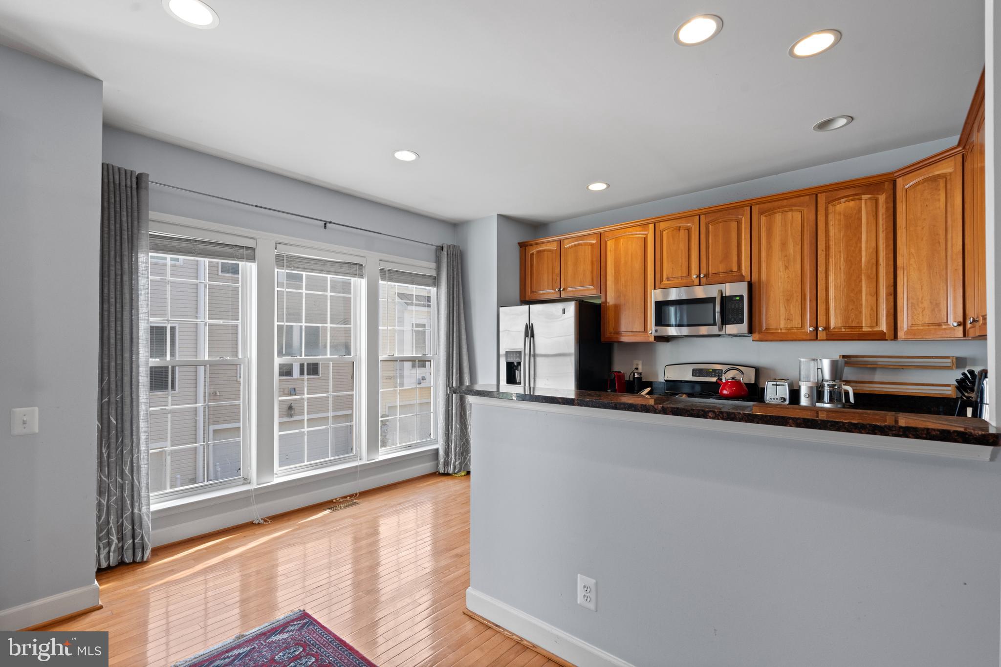 PAVILIONS AT HUNTINGTON - Residential