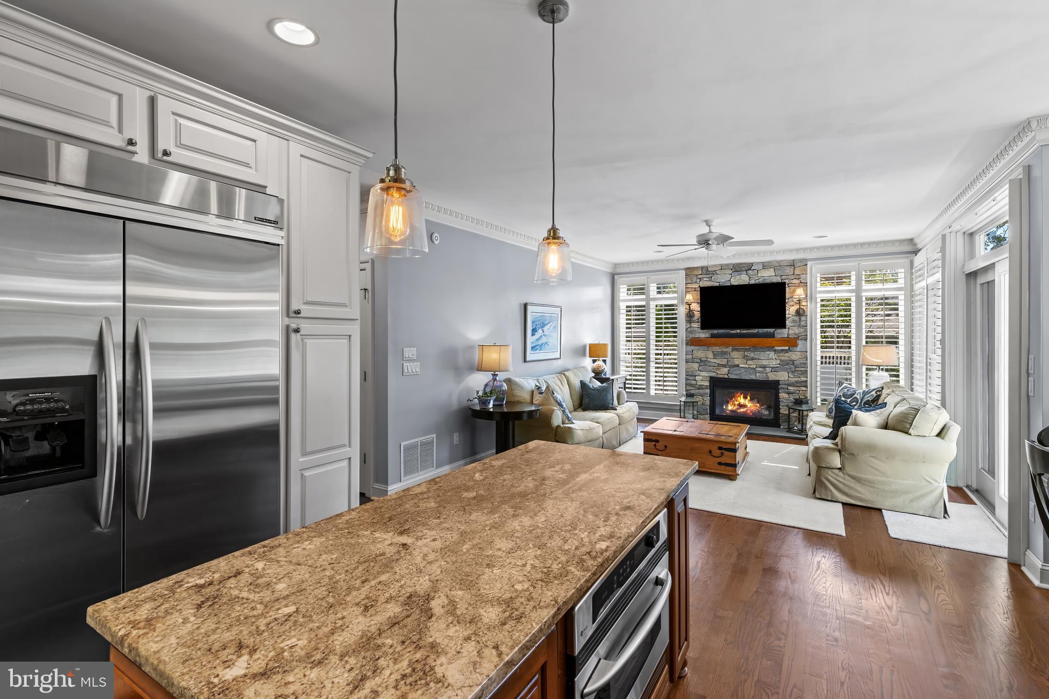 ANNAPOLIS ROADS - Residential