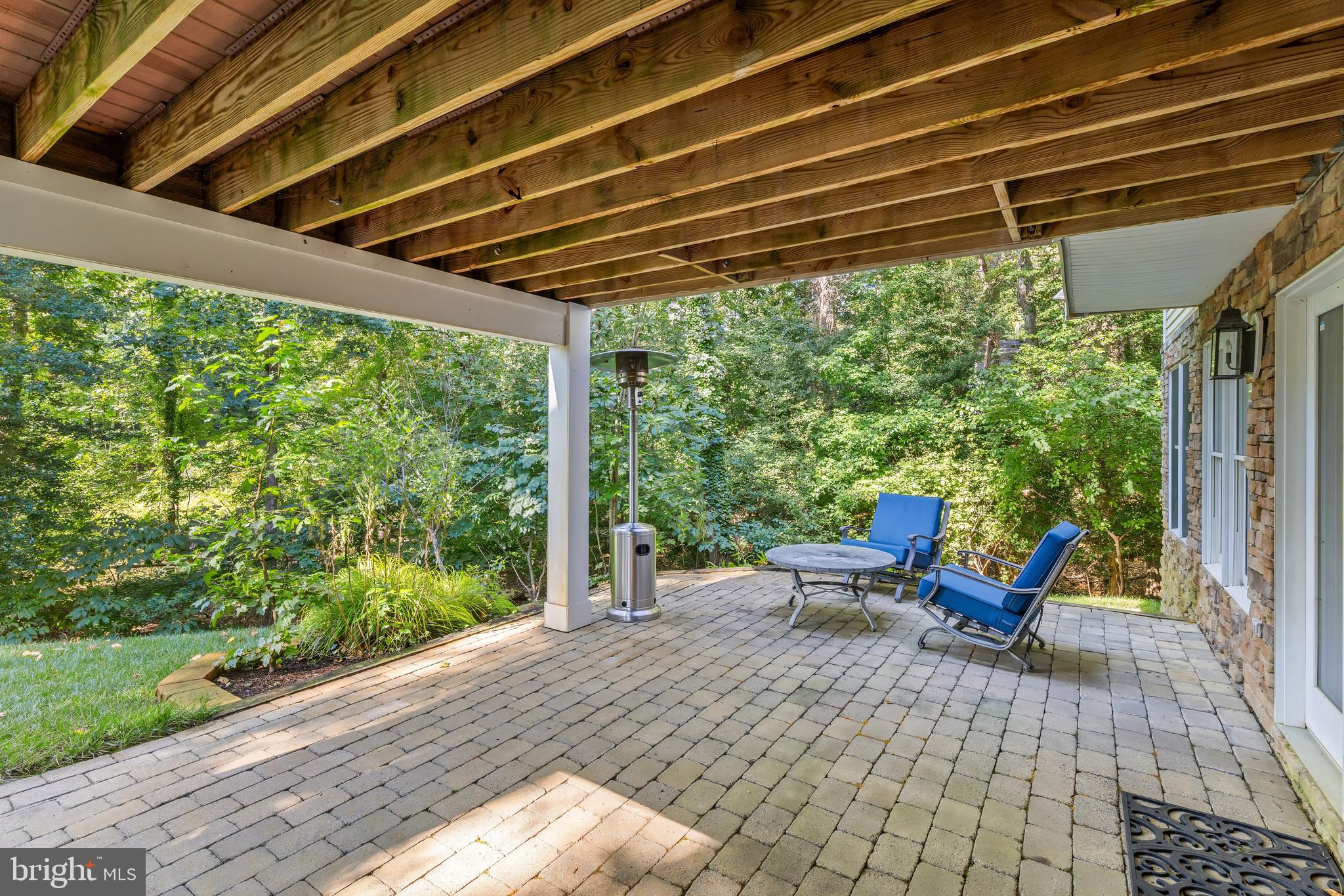 ANNAPOLIS ROADS - Residential