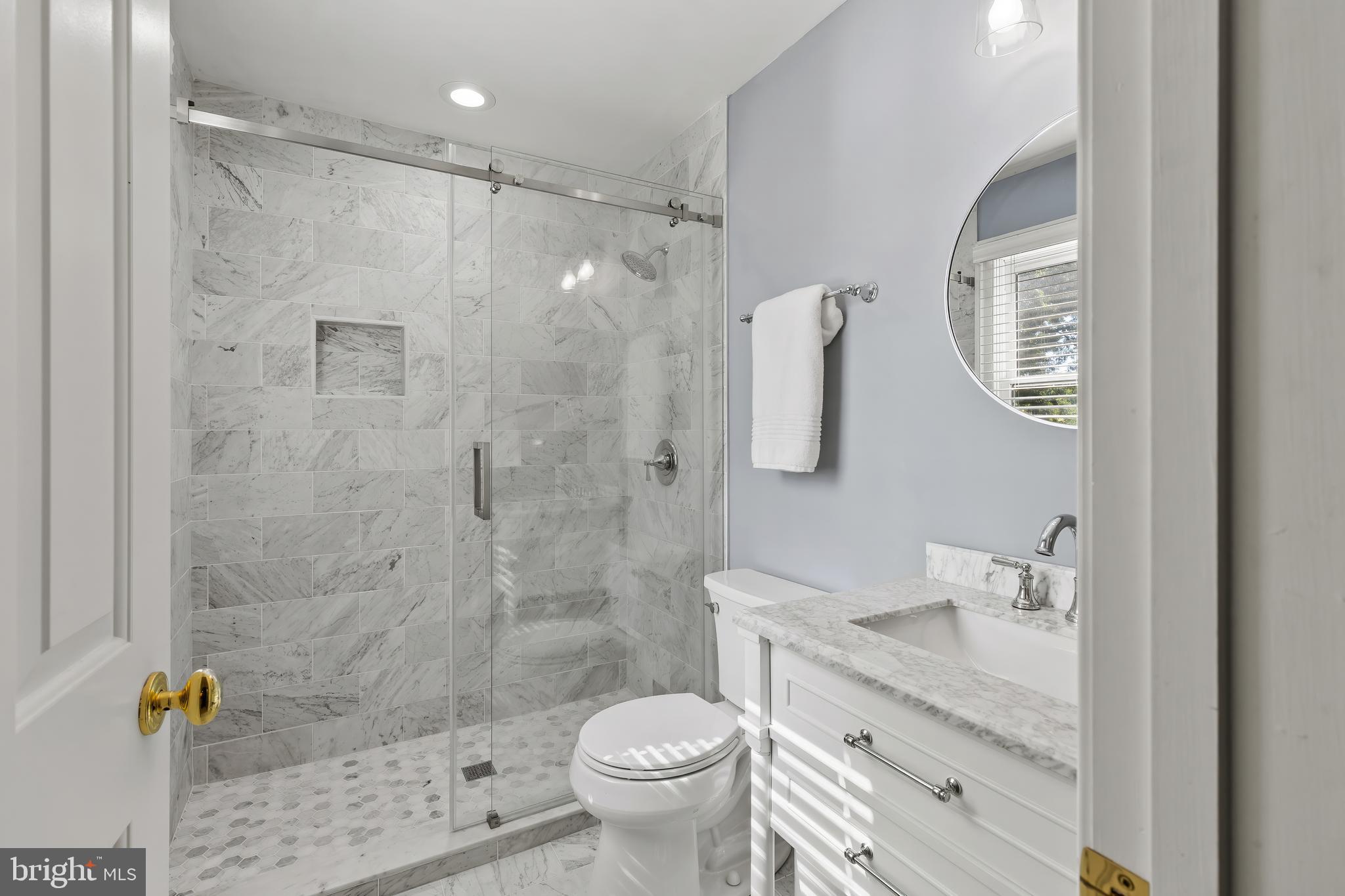 ANNAPOLIS ROADS - Residential