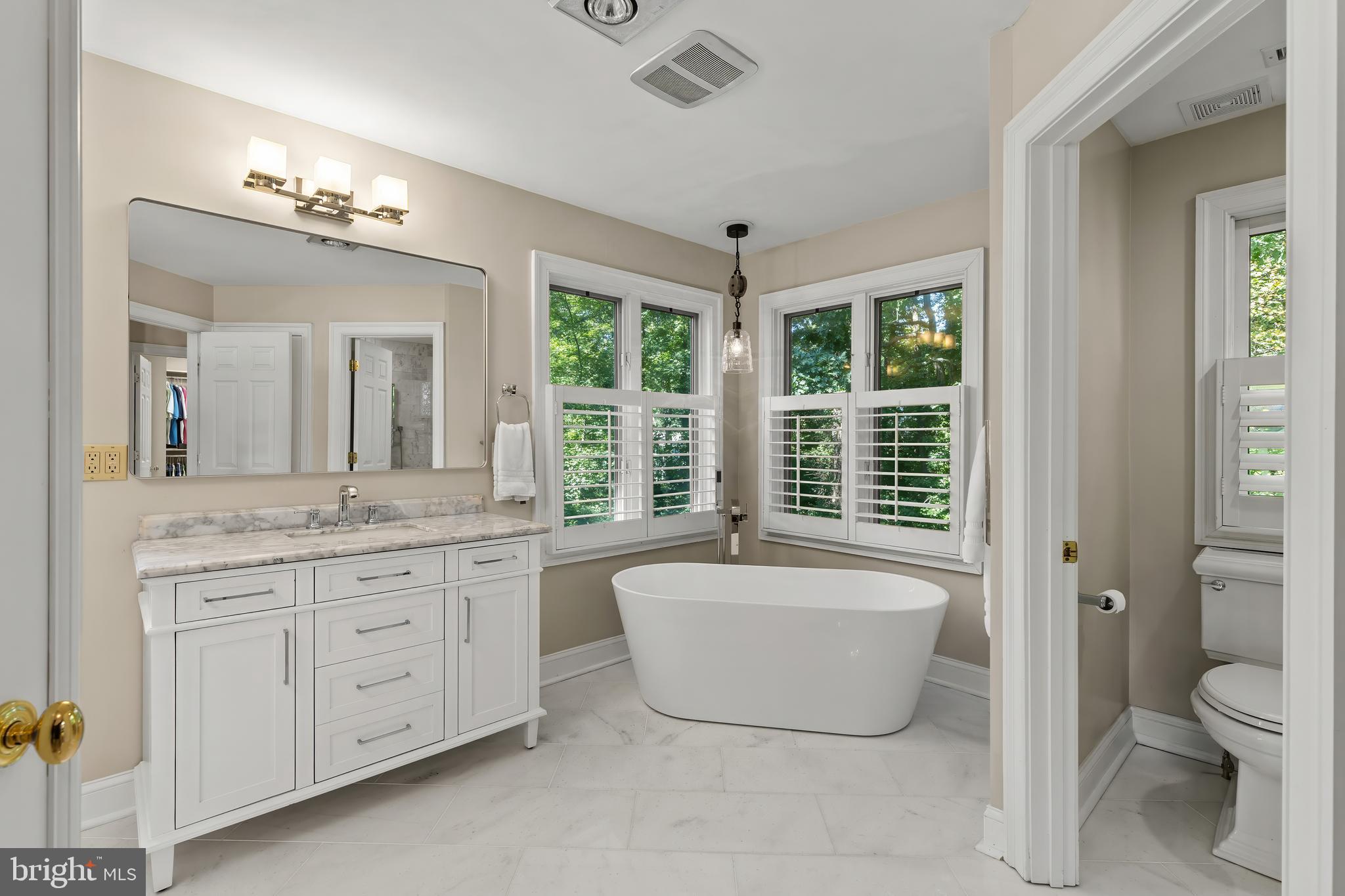 ANNAPOLIS ROADS - Residential