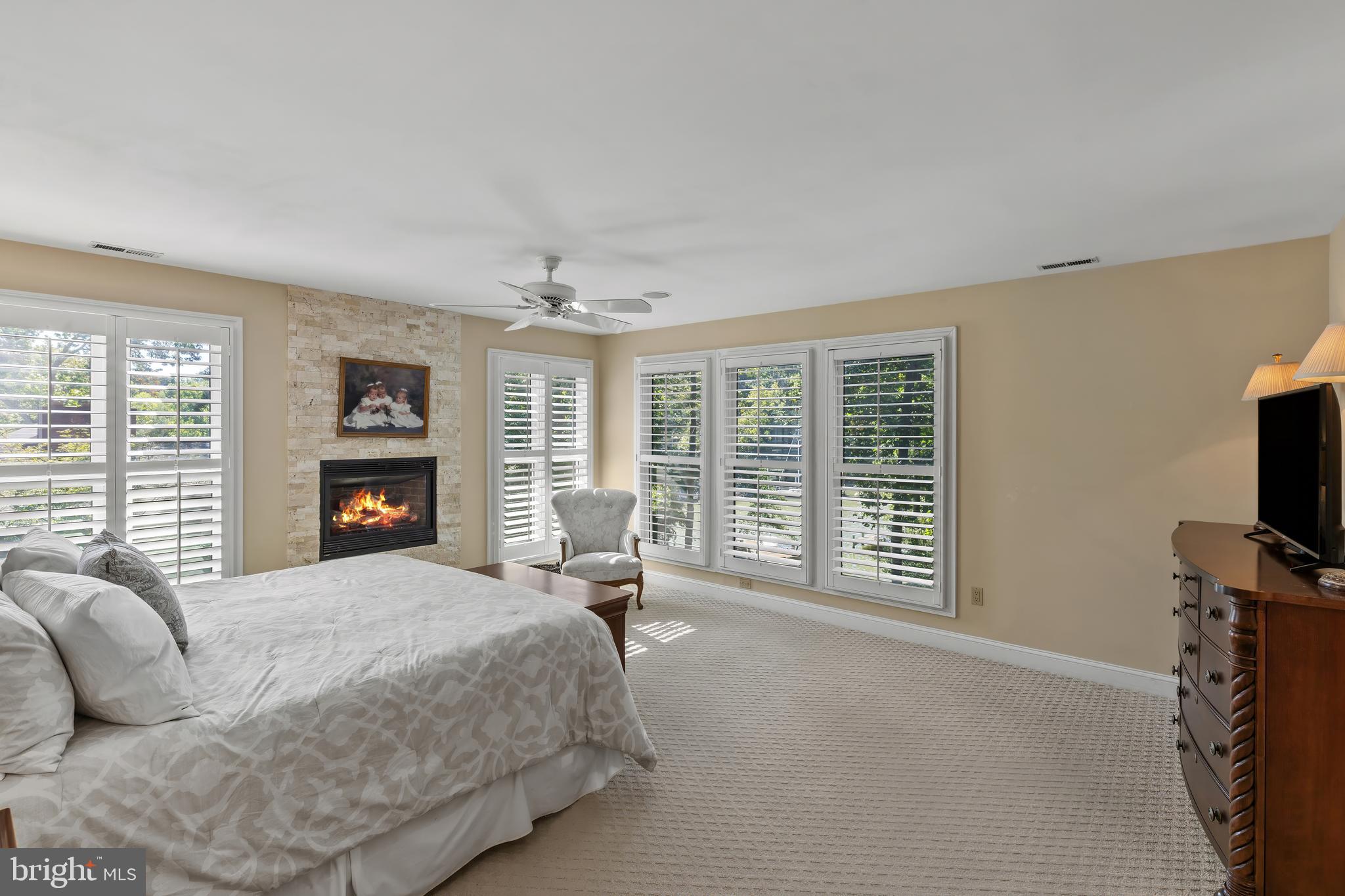 ANNAPOLIS ROADS - Residential