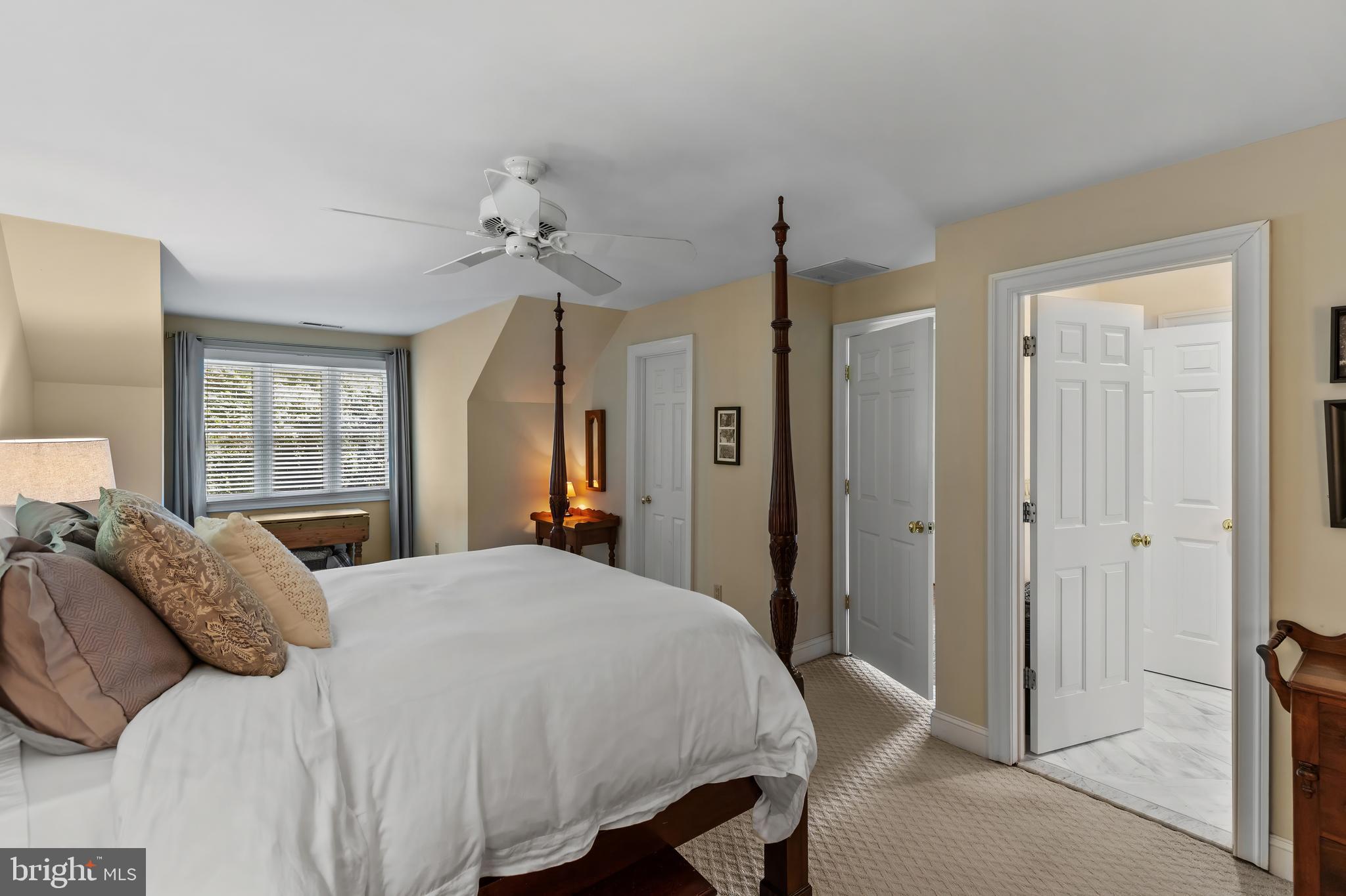 ANNAPOLIS ROADS - Residential