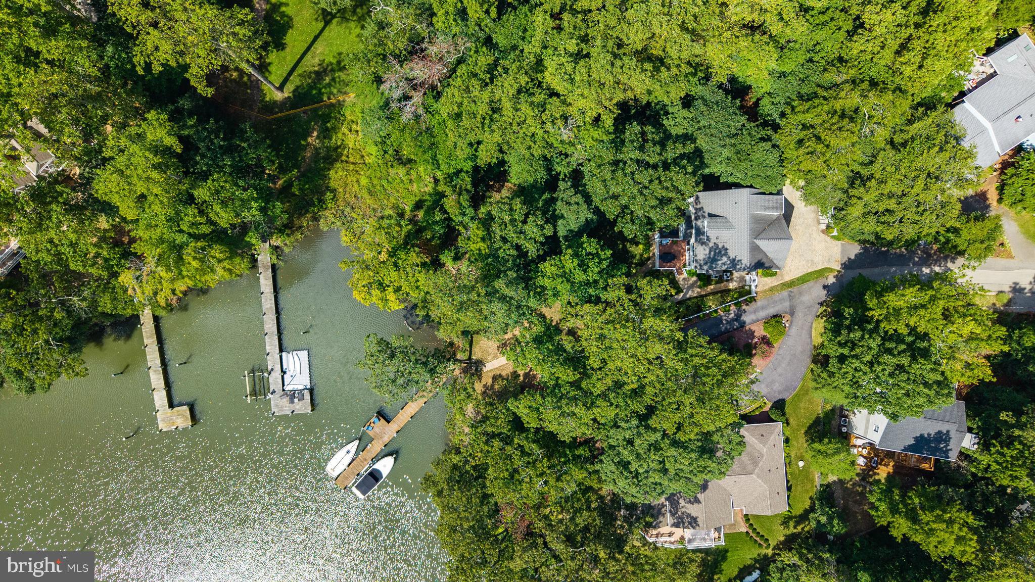 ANNAPOLIS ROADS - Residential