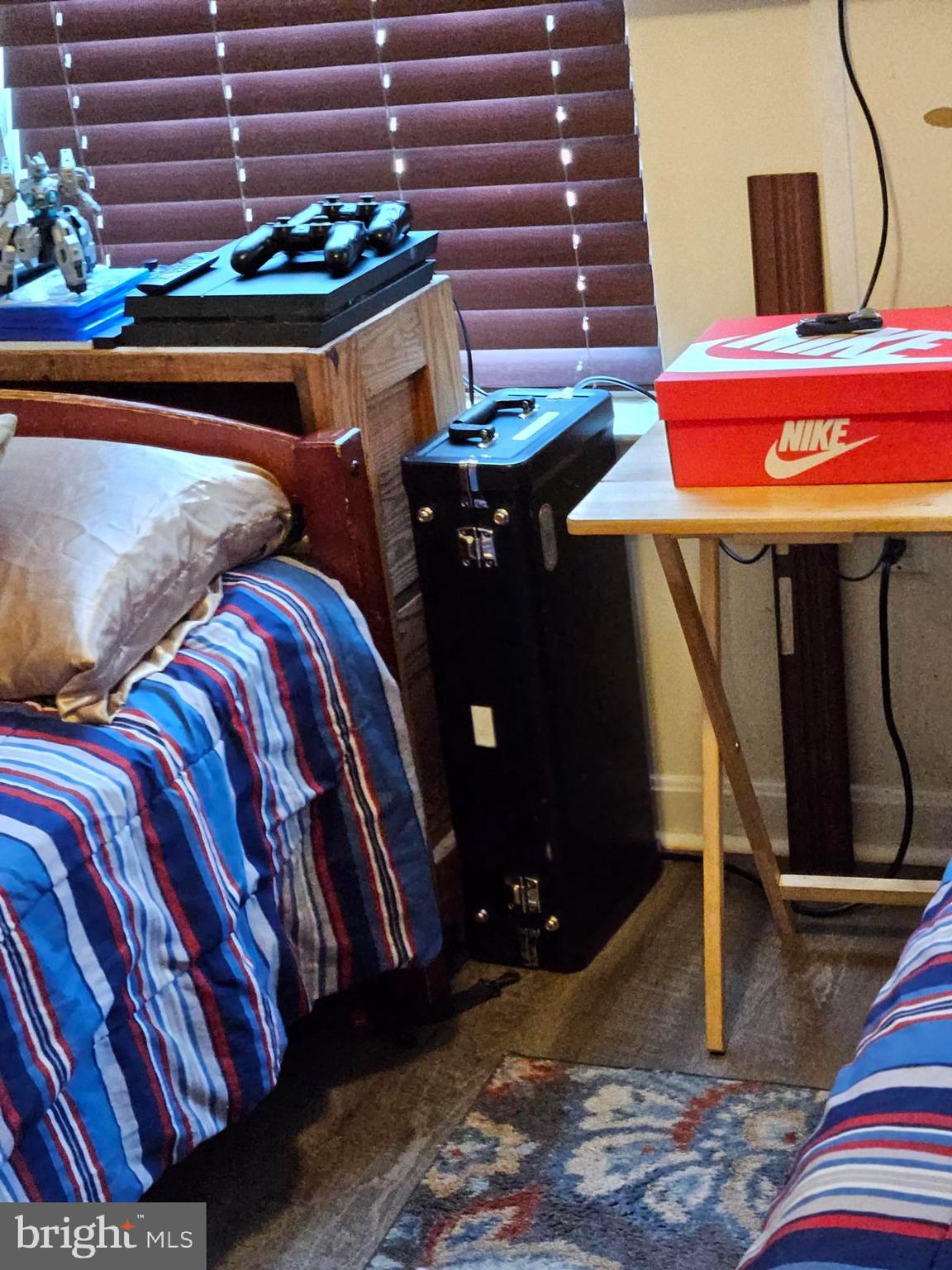 MEADOWS AT WHITE OAK - Residential