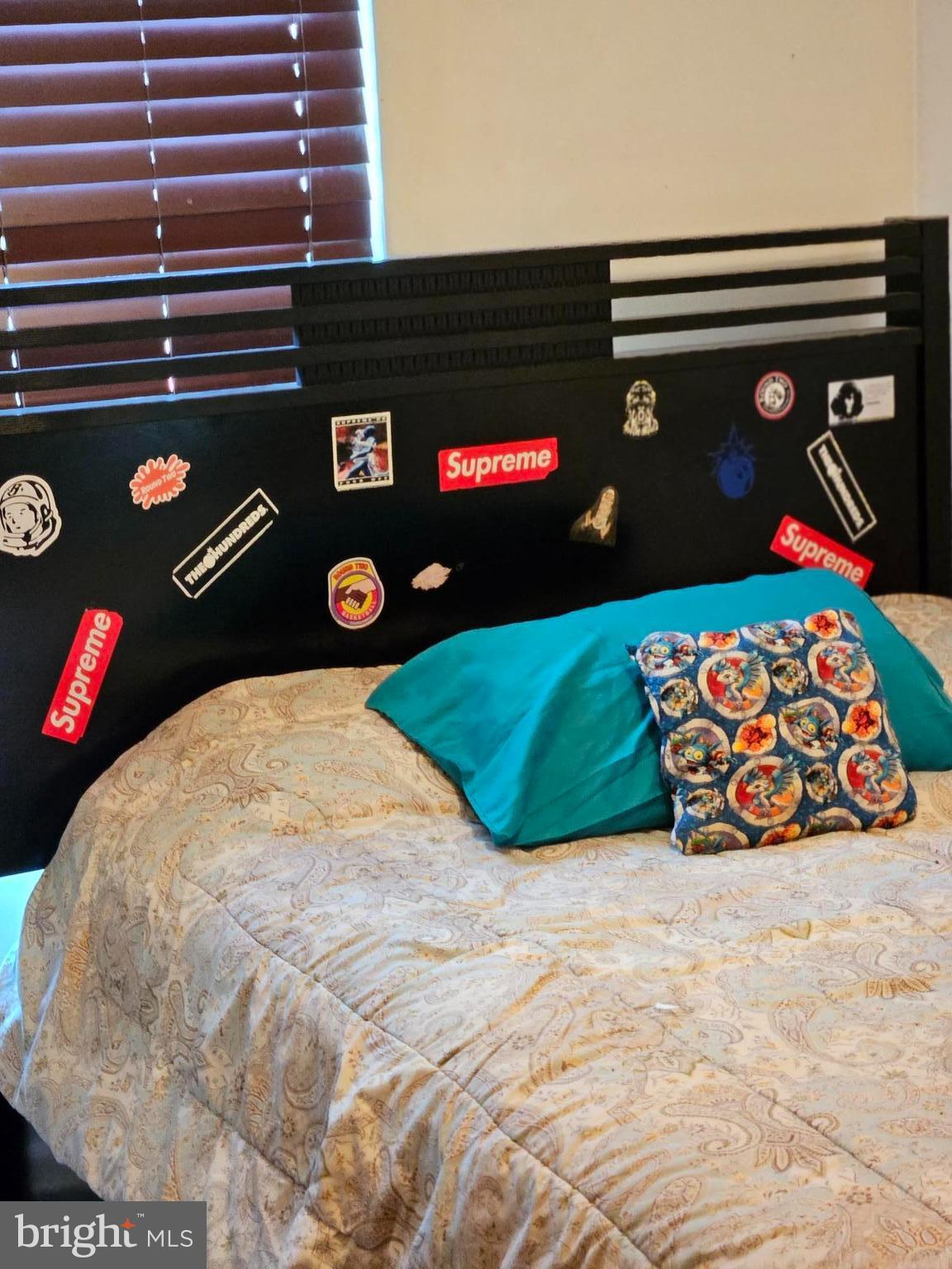 MEADOWS AT WHITE OAK - Residential