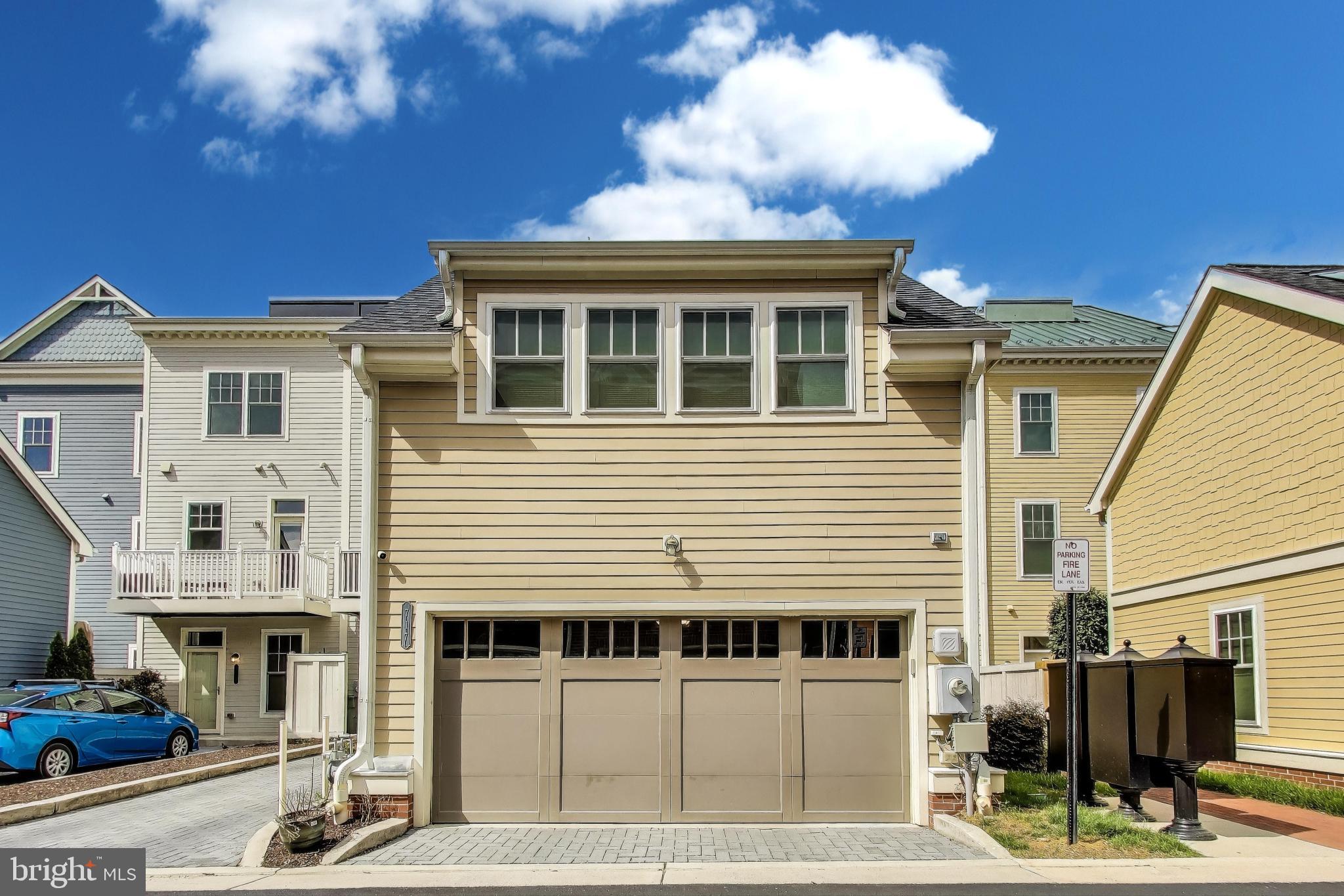 POTOMAC  YARDS - Residential Lease